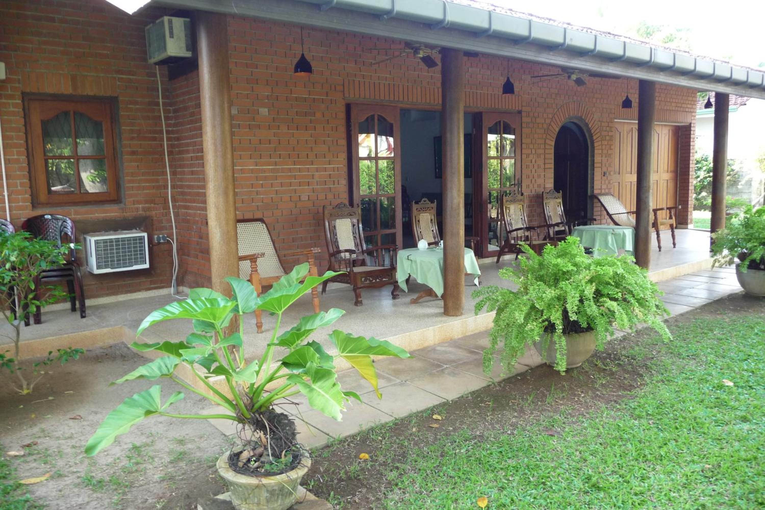 Photo 8