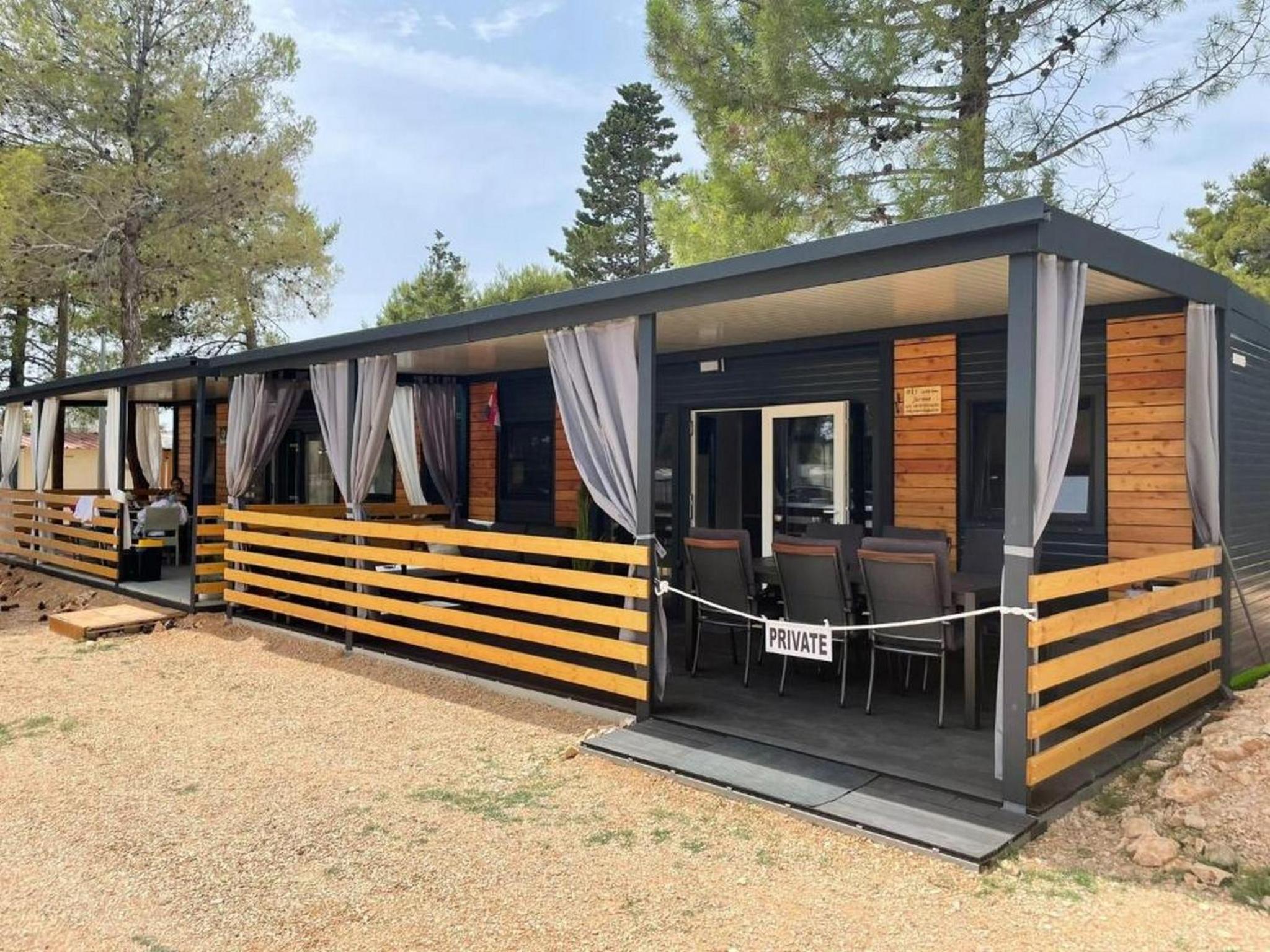 D&I mobile home view 2