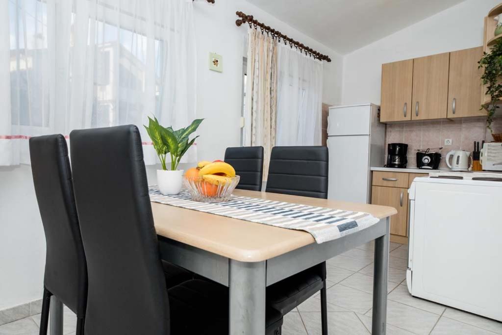 Apartmani Luka