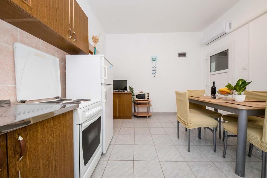 Apartmani Luka