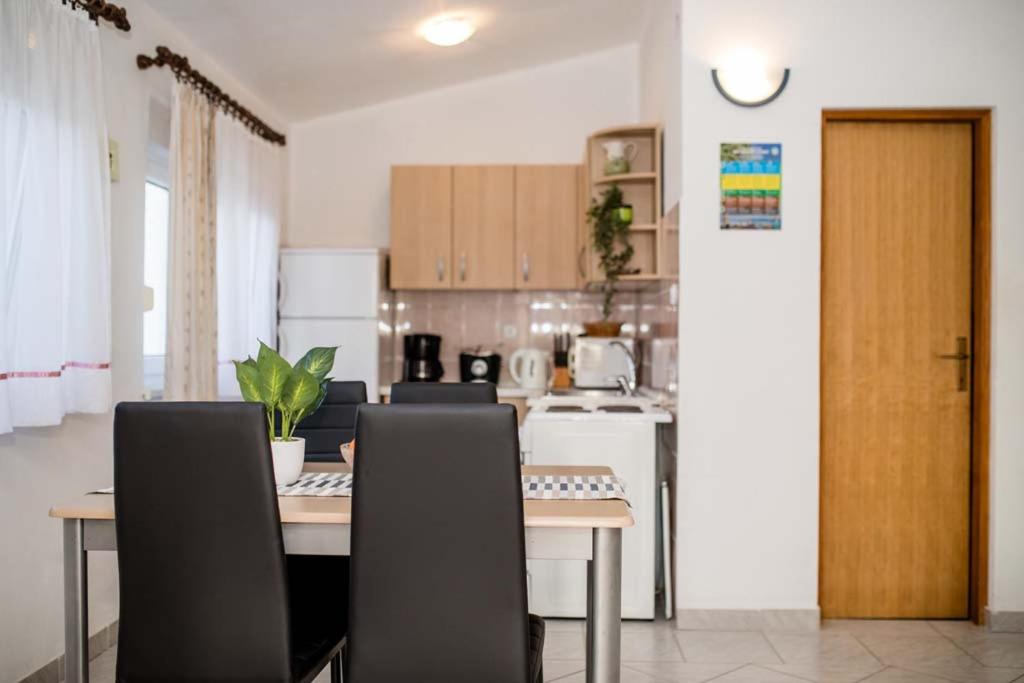 Apartmani Luka