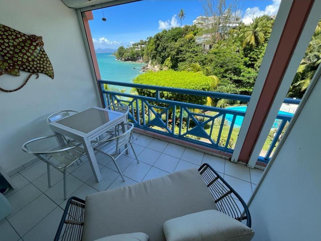 Vue mer, piscine, appartement 4 personnes view 3