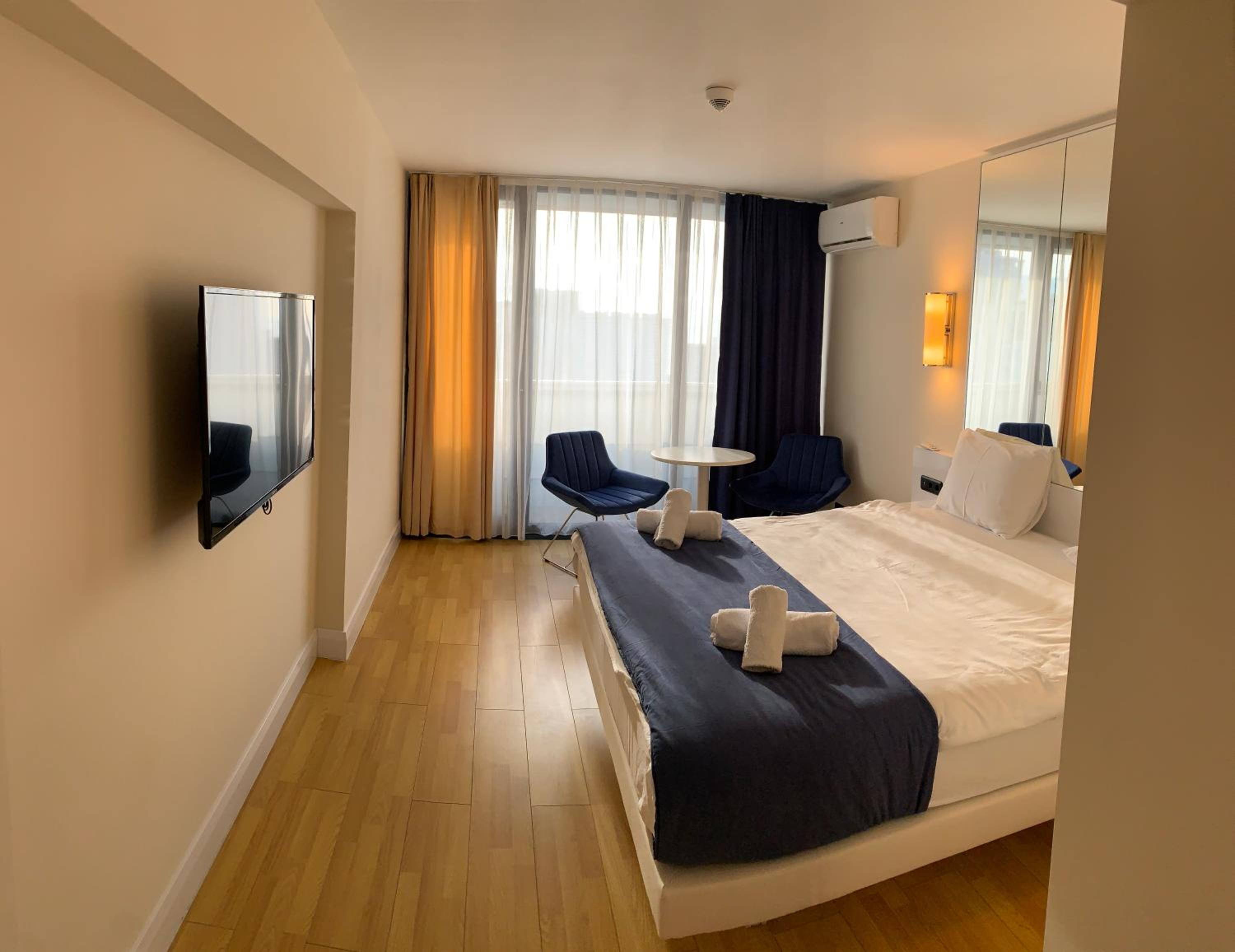Batumi aparthotel Orbi city sea View view 4