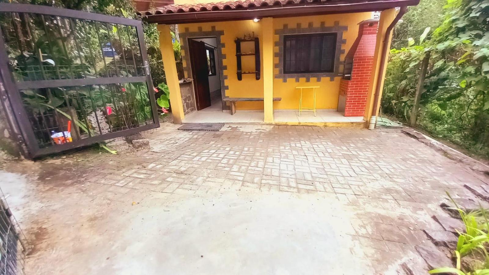 Casas Jacatirão