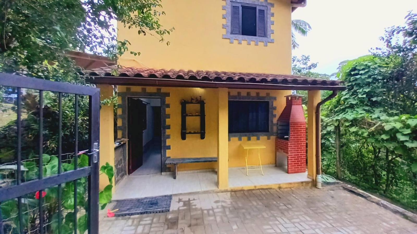 Casas Jacatirão