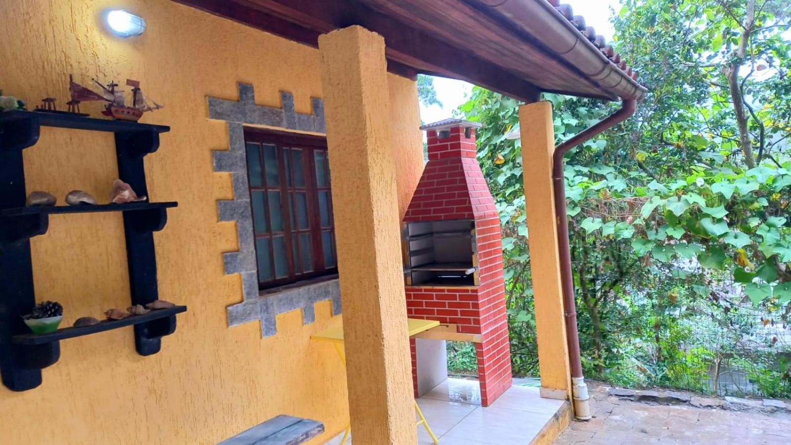 Casas Jacatirão