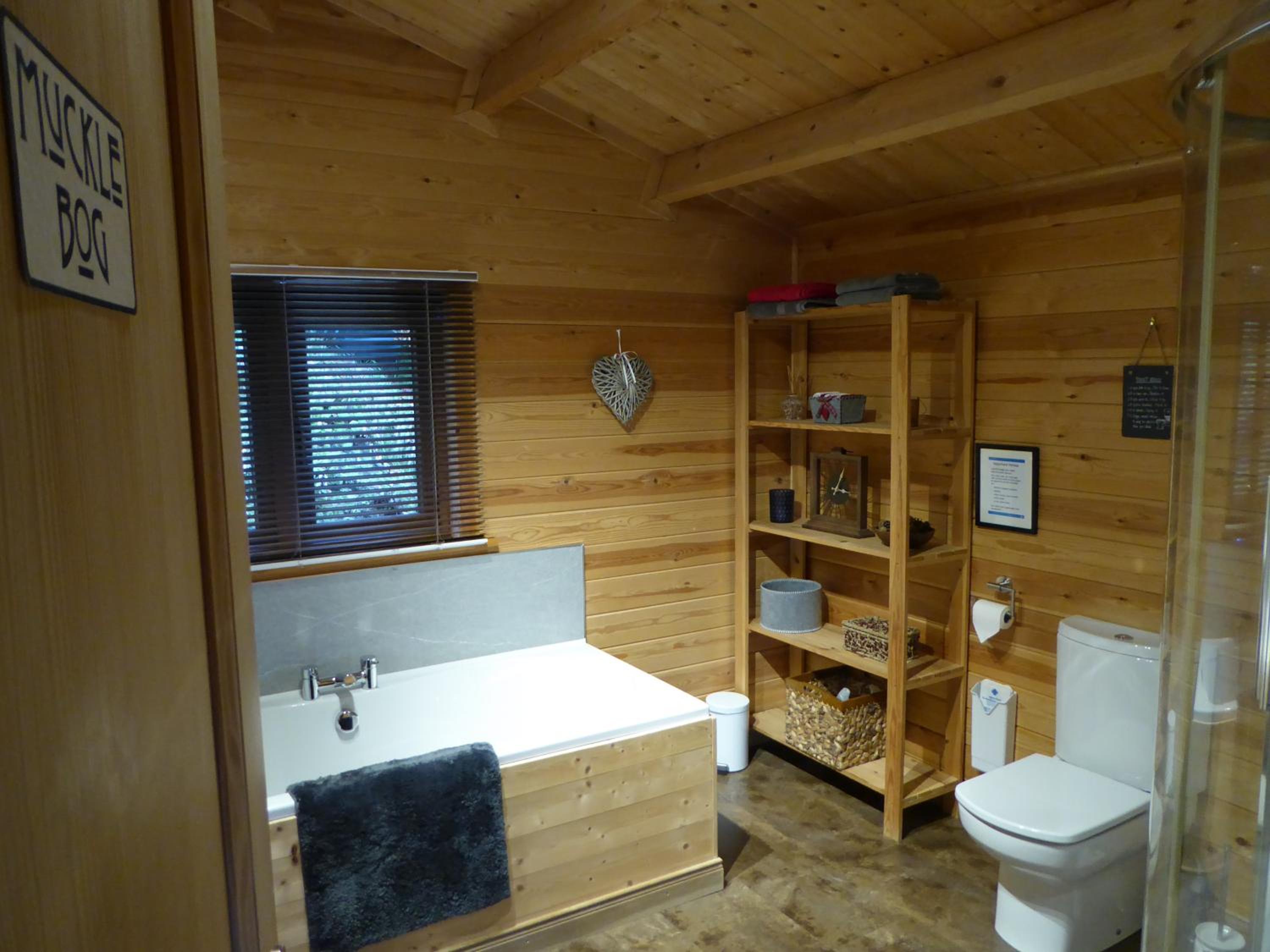 Cairnhill Lodge - Award-Winning Luxury Highland Retreat view 3