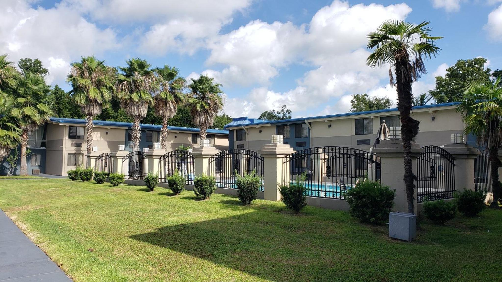 Hotel Red Roof Inn Port Allen - Image 1