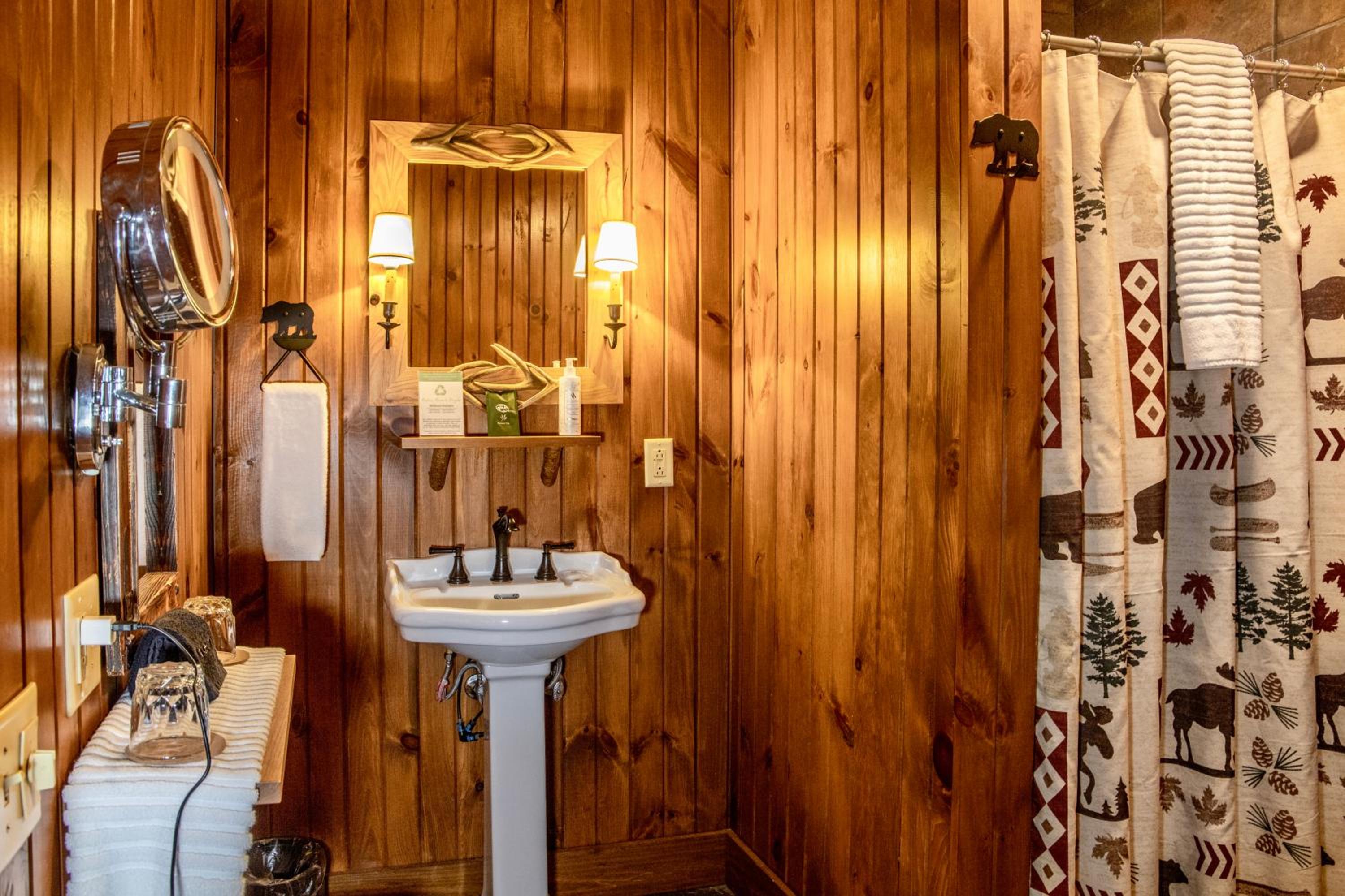 Finger Lakes Lodging