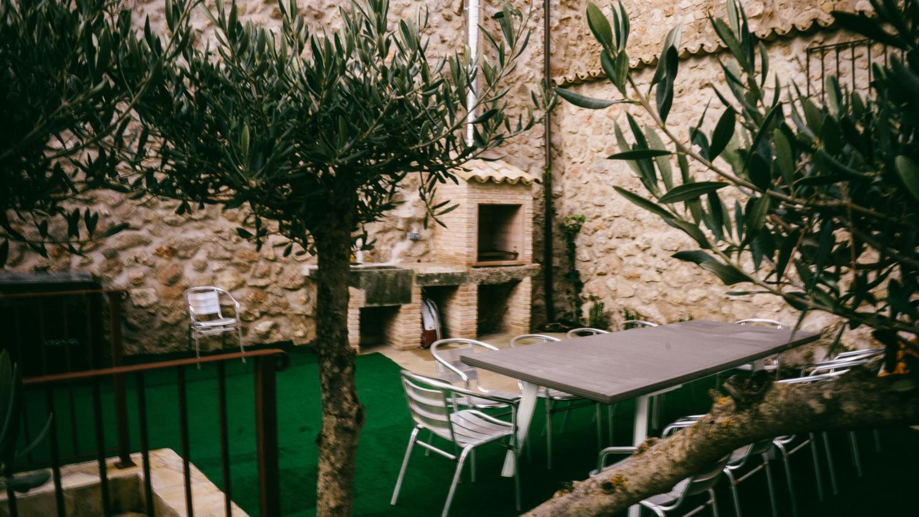 El Aprisco, con piscina climatizada en Hueva-Guadalajara