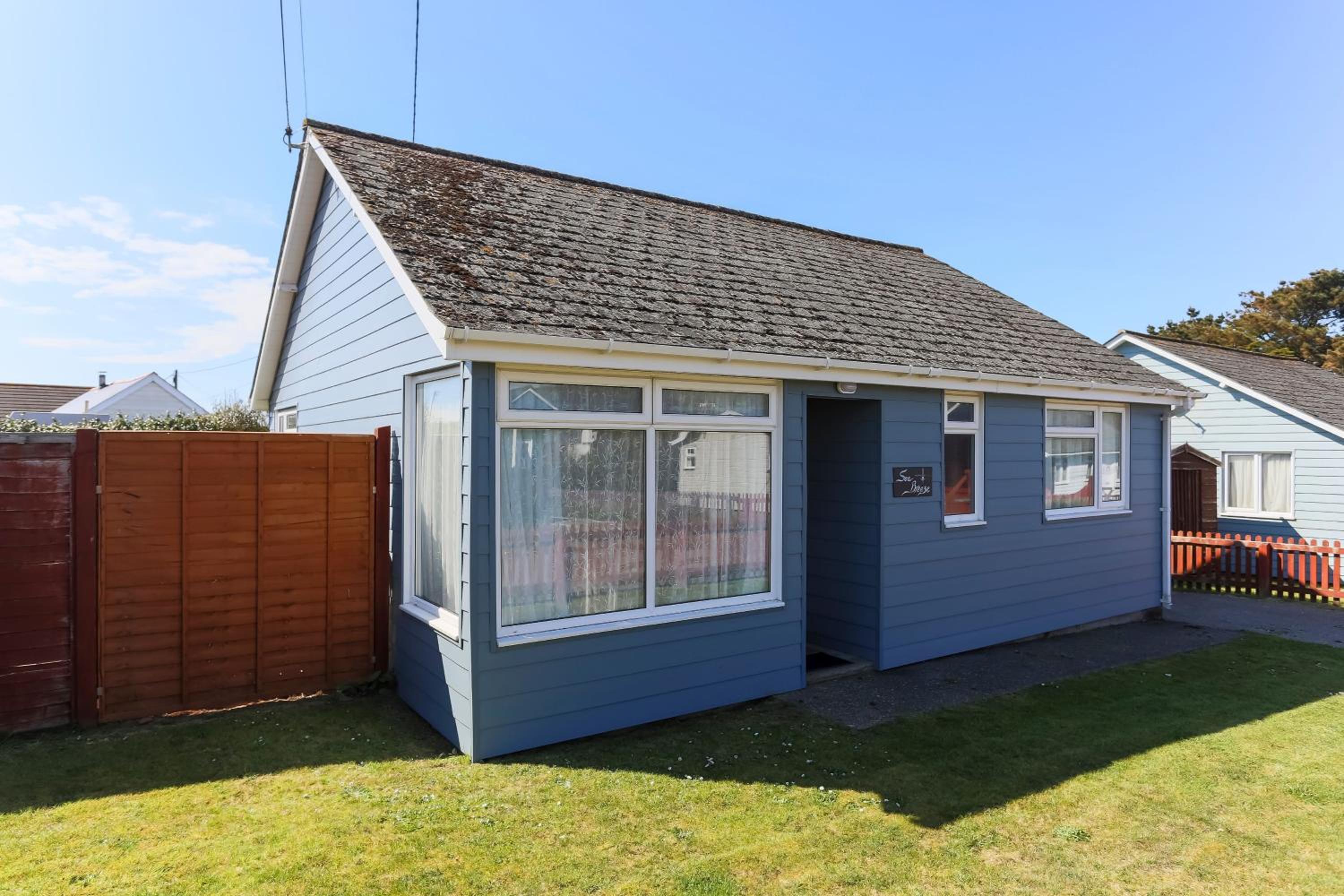 CROYDE SEA BREEZE 3 Bedrooms view 4