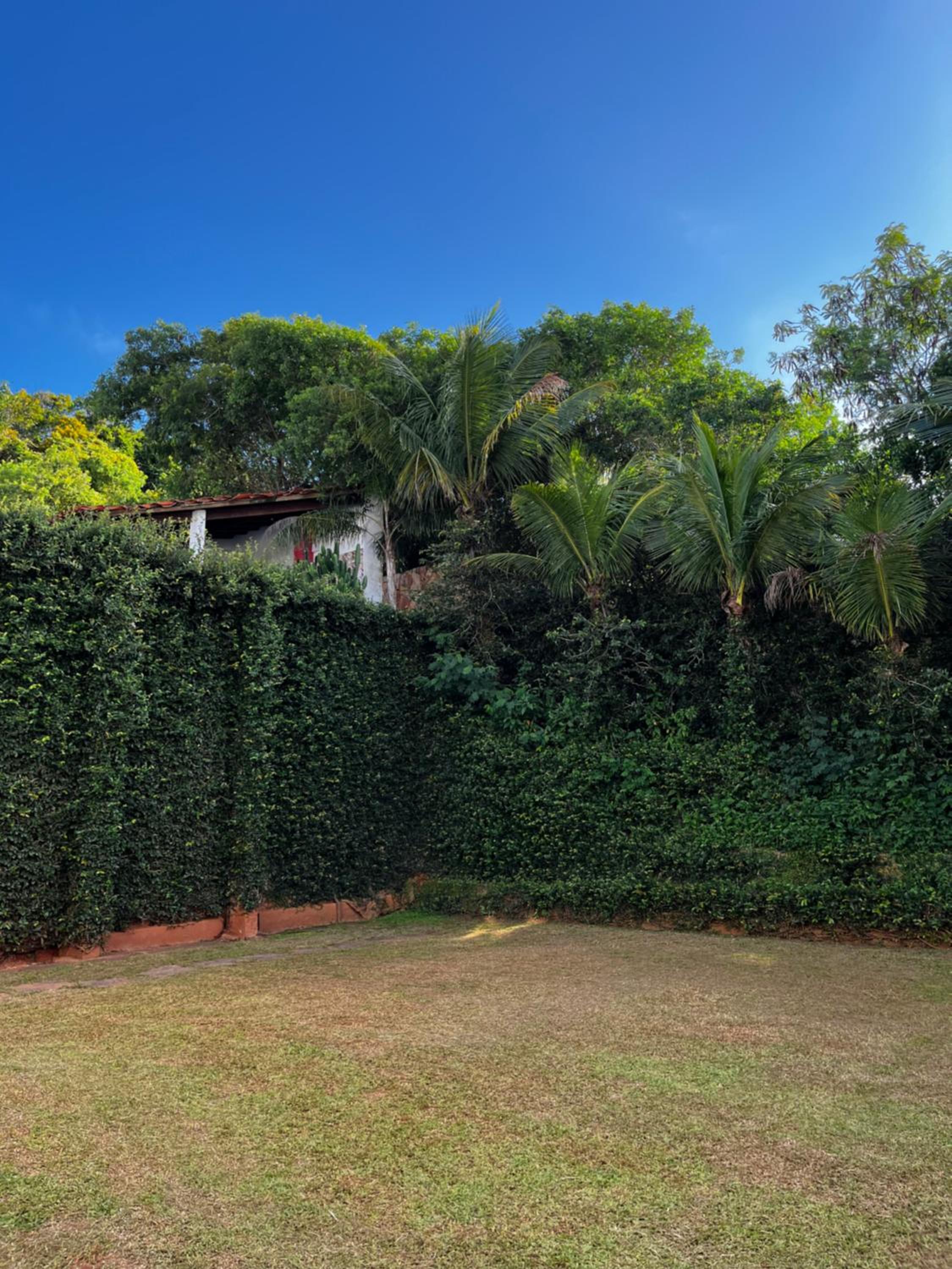 Fabulosa Casa em Cond. próximo a Rua das Pedras