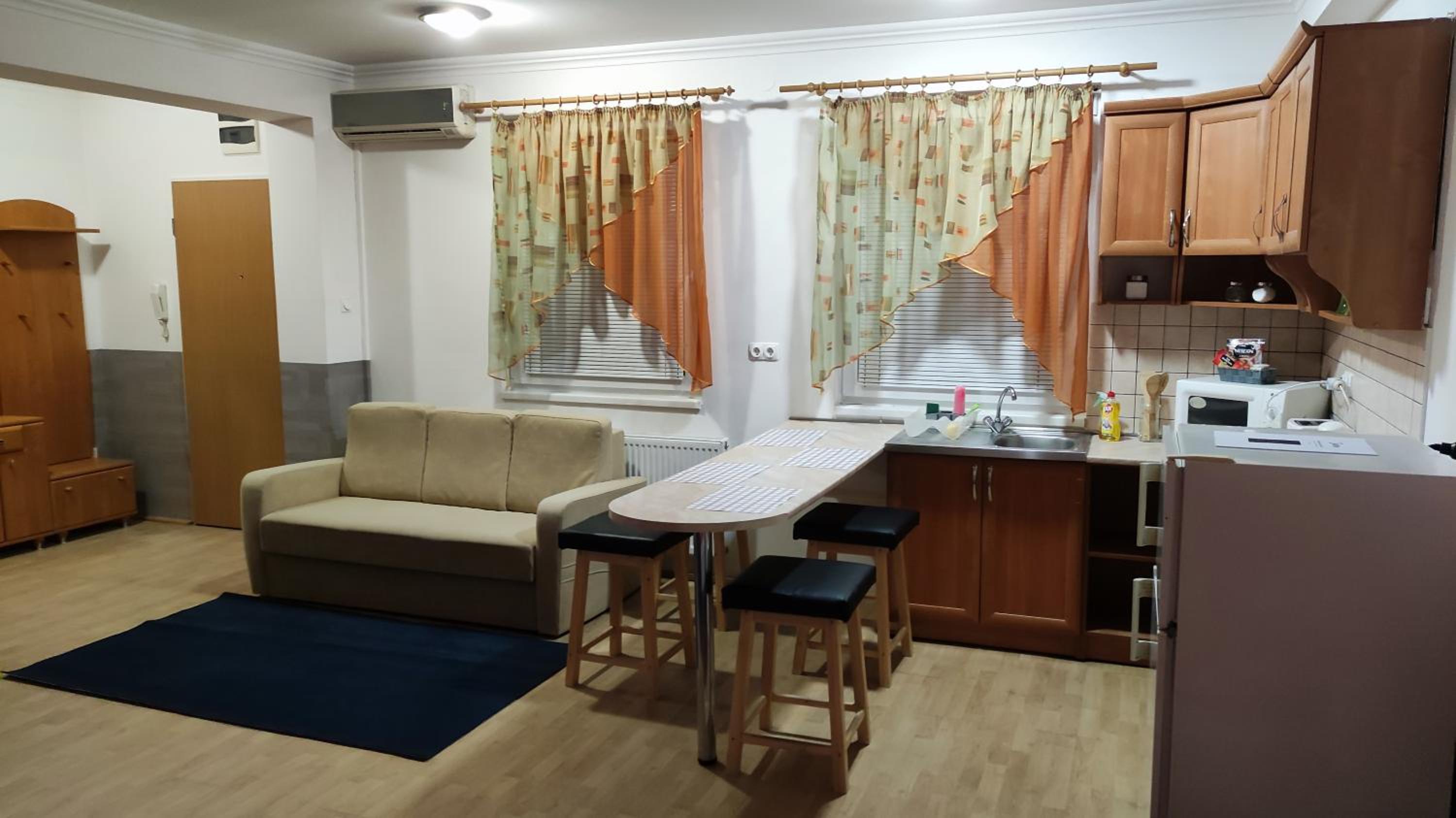Kettő Ciprus Apartman