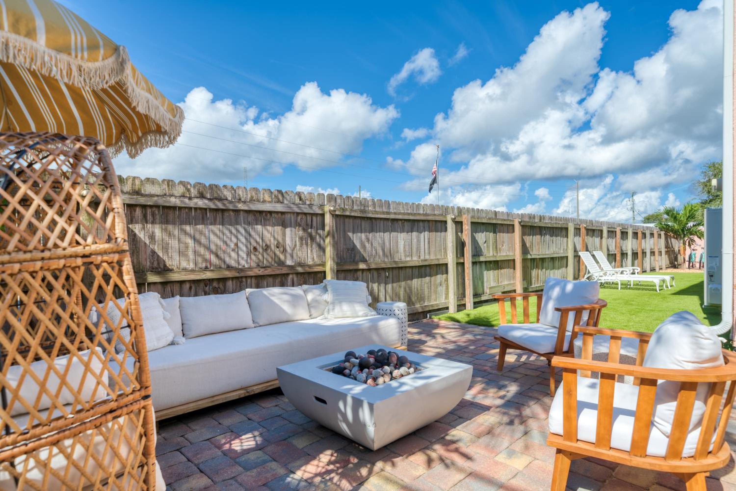Luxury Villa, 2 Blocks from the Beach, Hot Tub view 4