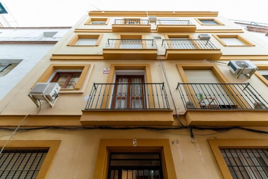 AC Apartamento Familiar fantástica localizacion