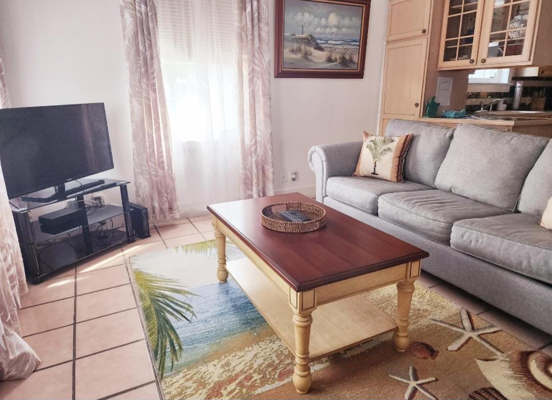 Old Town Suites