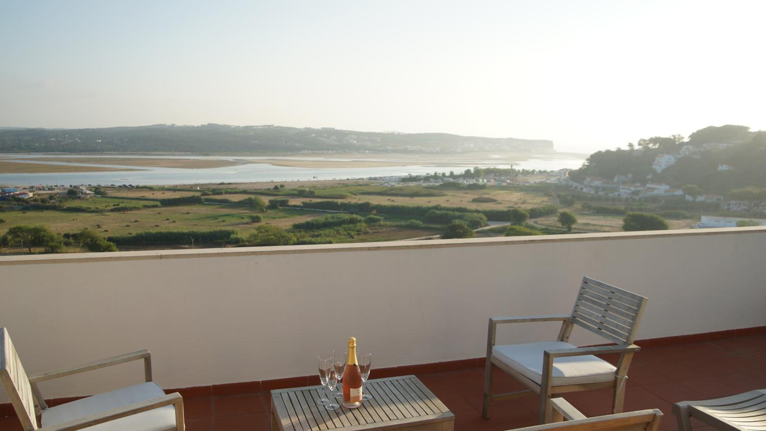 Casa Feliz Obidos Lagoon and sea view