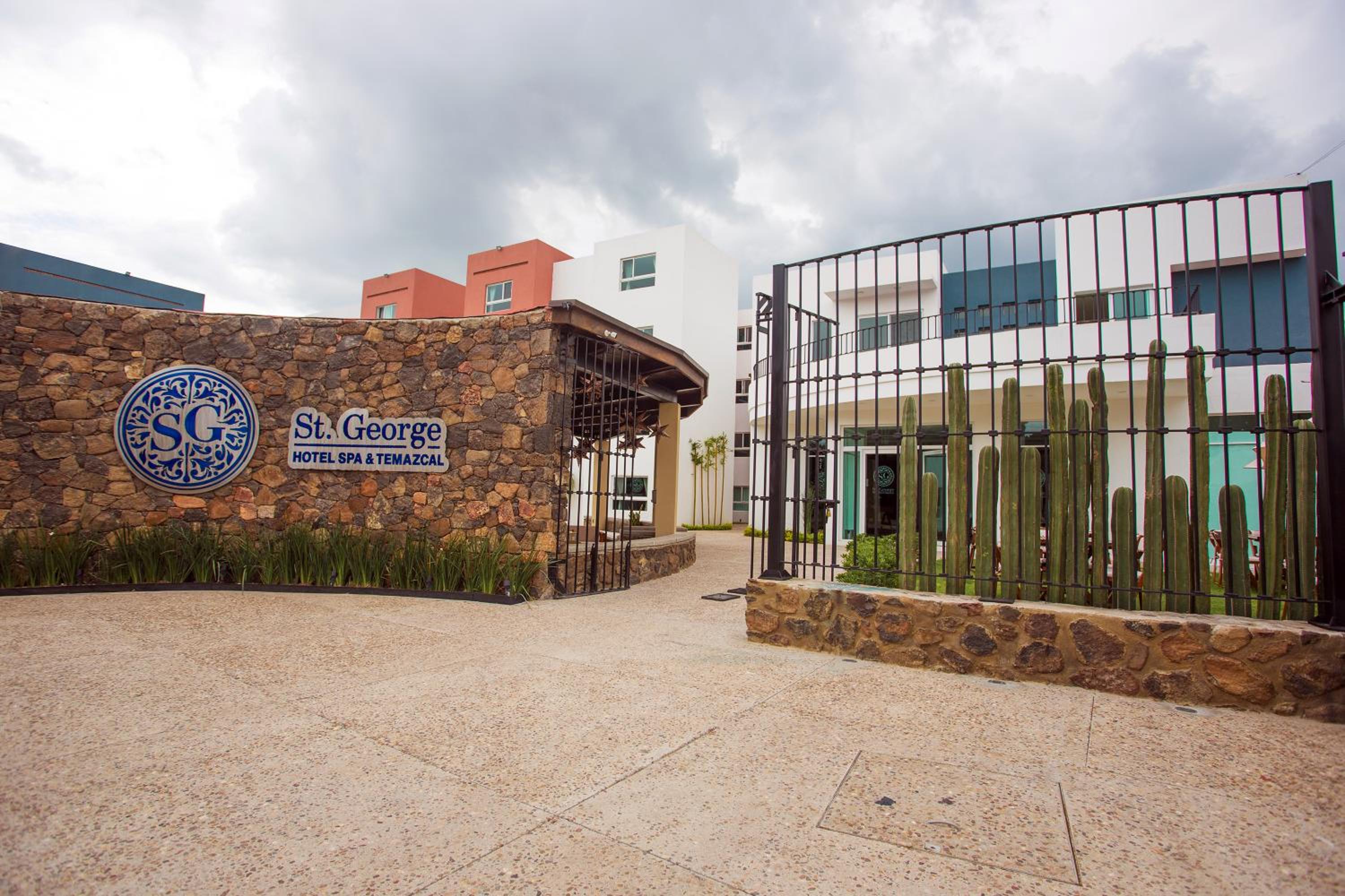 Hotel Saint George Hotel - Spa & Temazcal - Image 1