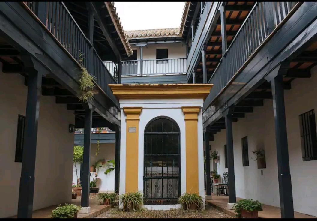 Apartamento en monumento histórico nacional Corral del Conde-duque de Olivares