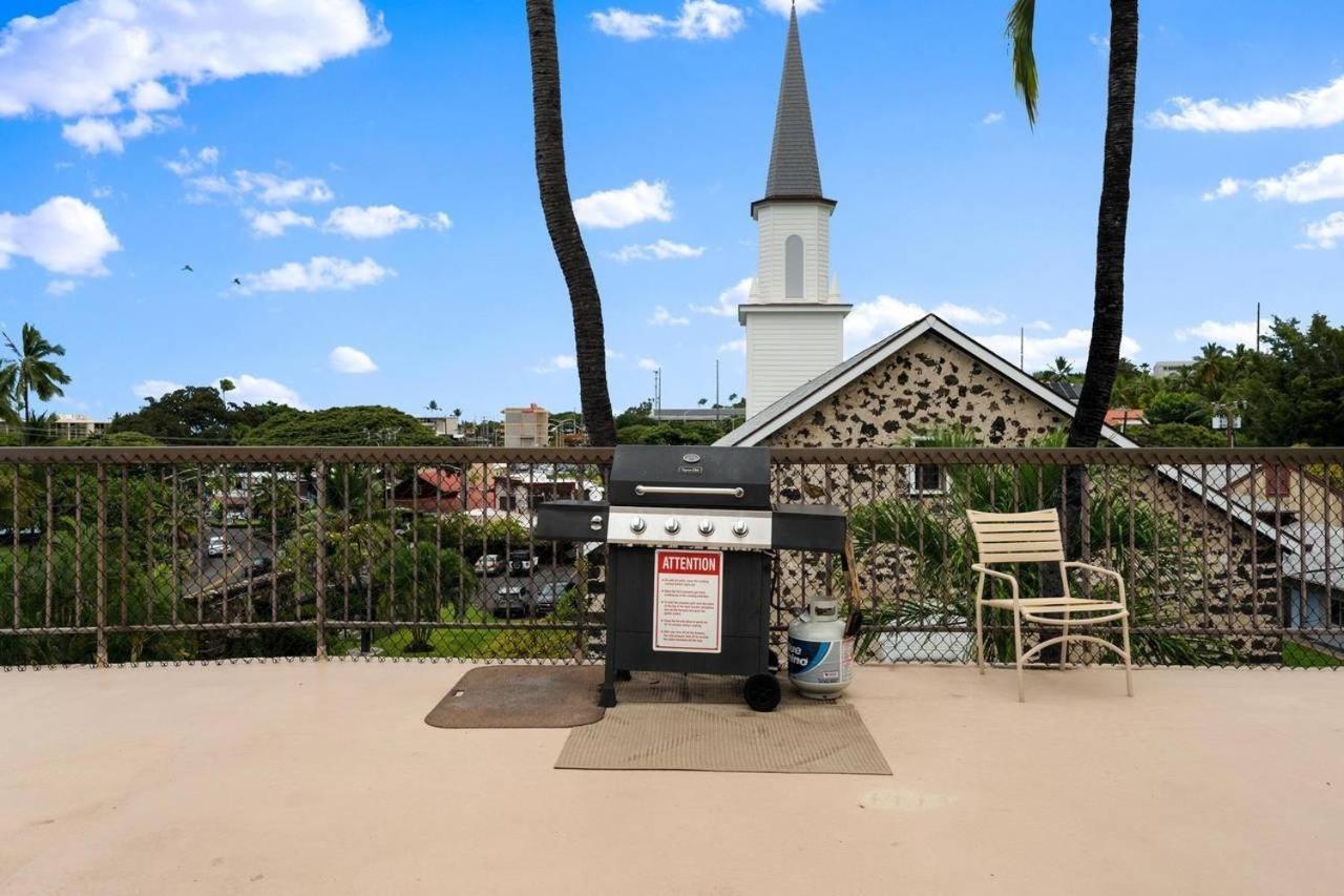 Big Island Kona Plaza by Coldwell Banker Island Vacations view 3