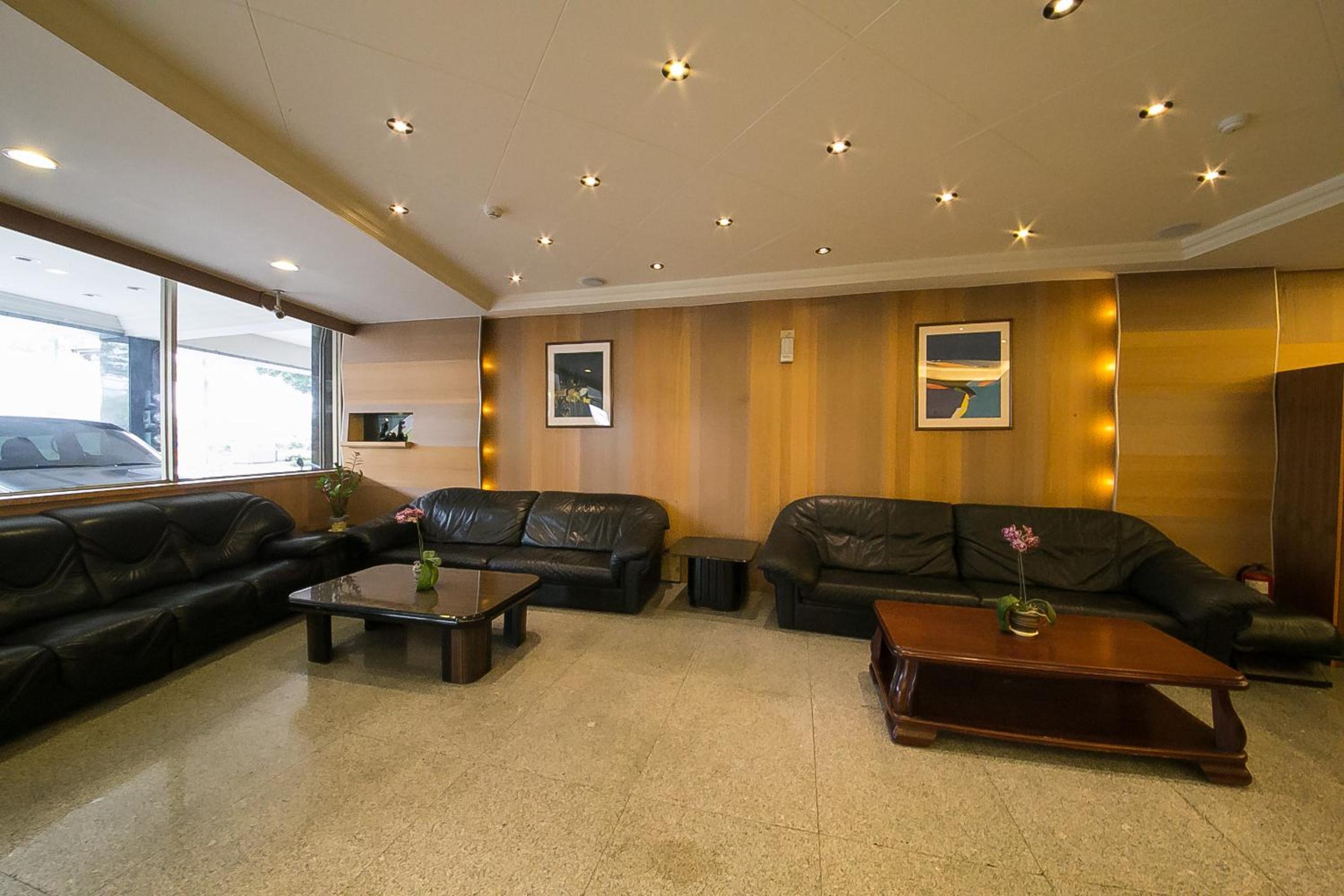 Jiuning Business Hotel