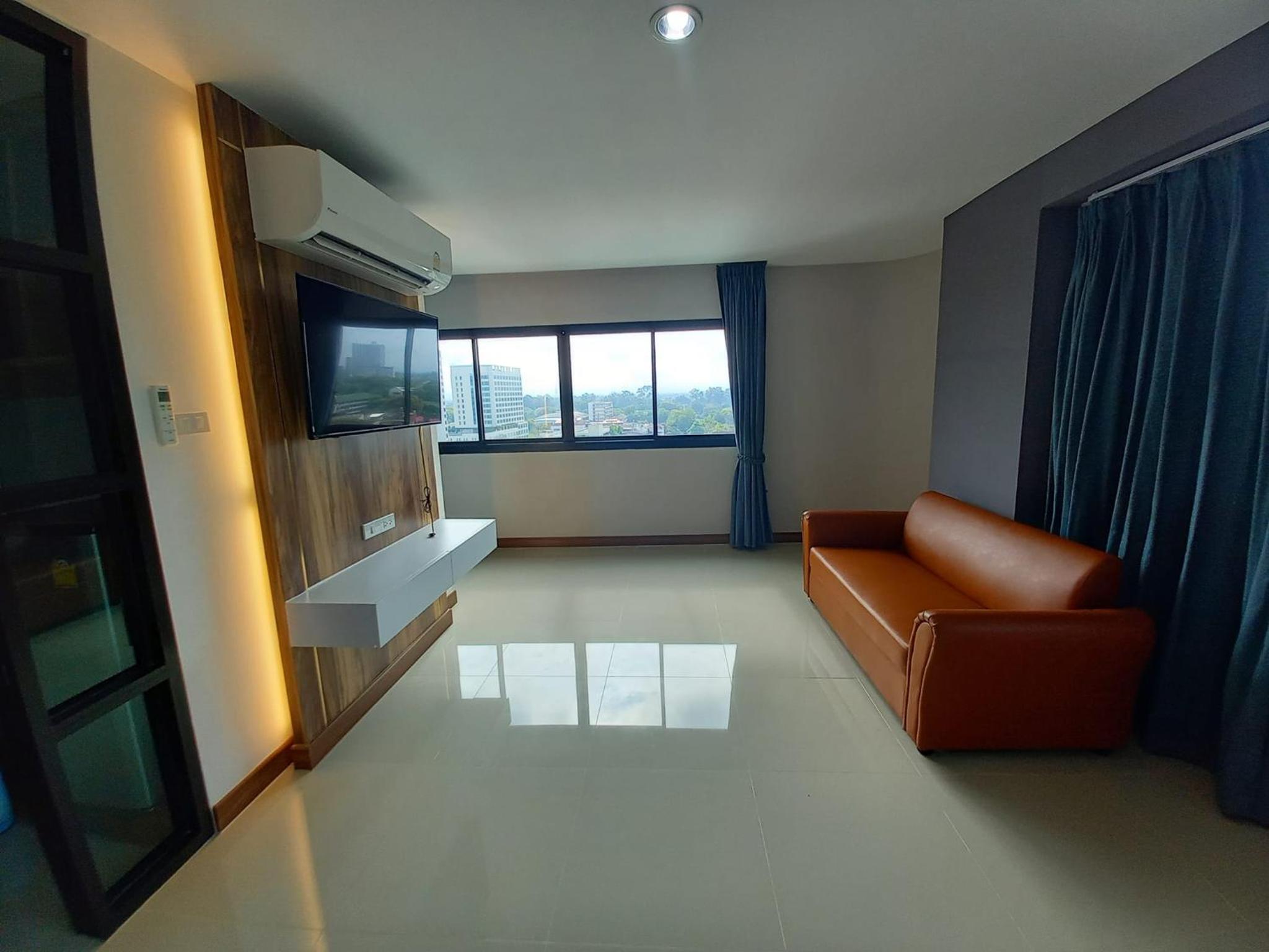 BURI Hotel And Hostel