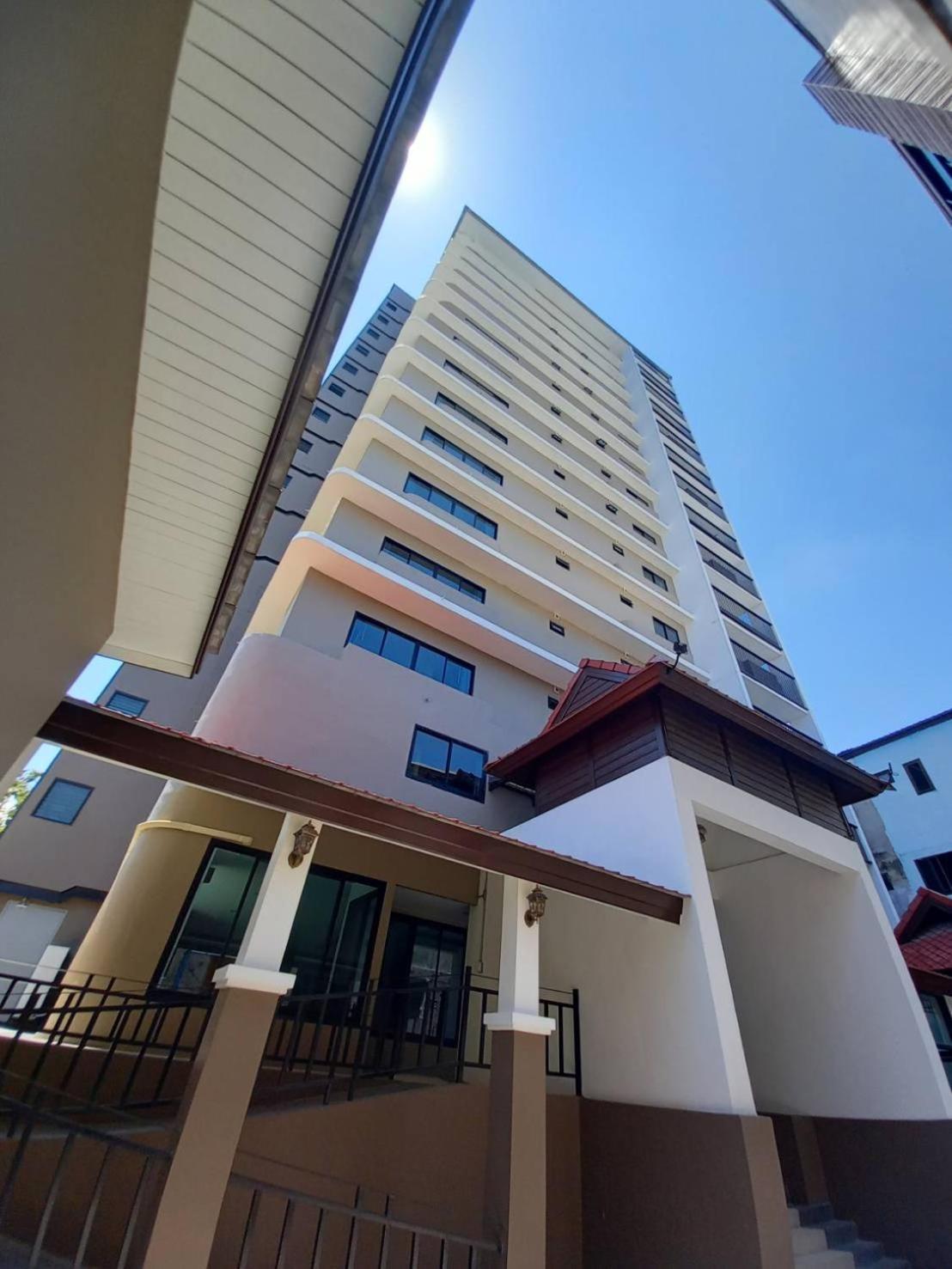 BURI Hotel And Hostel