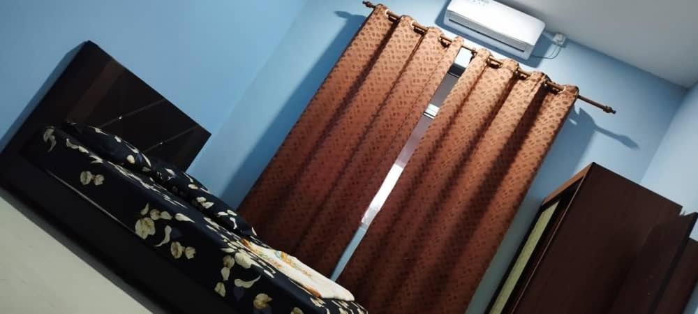 Homestay Bajet di Taman Koperat Putera Bukit Kluang, Terengganu photo 7