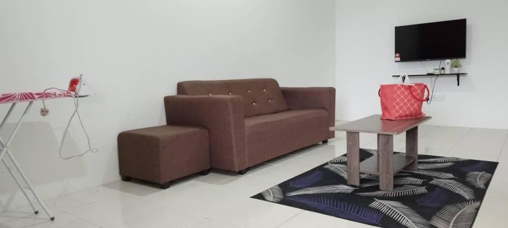 Homestay Bajet di Taman Koperat Putera Bukit Kluang, Terengganu photo 2