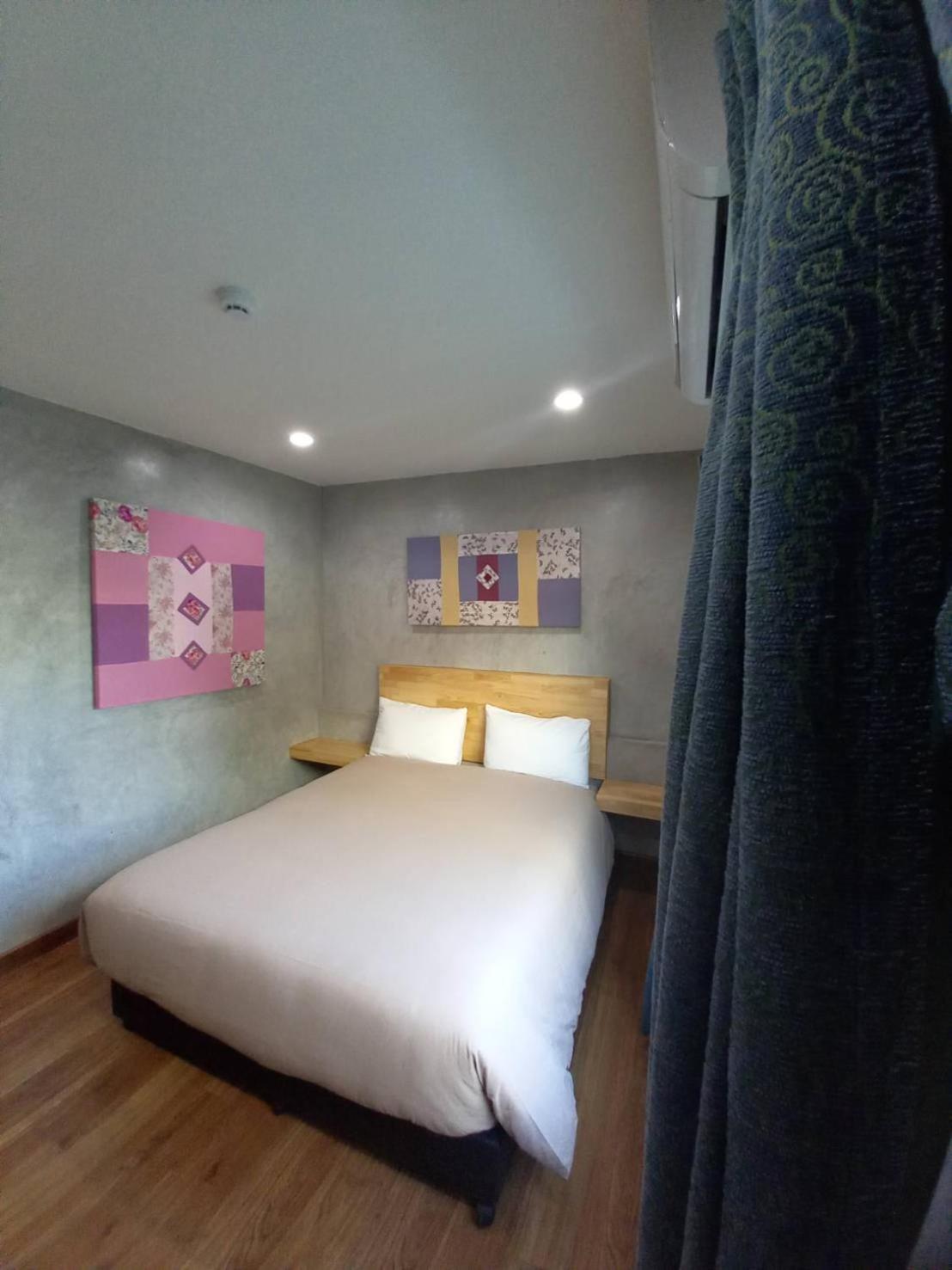 BURI Hotel And Hostel