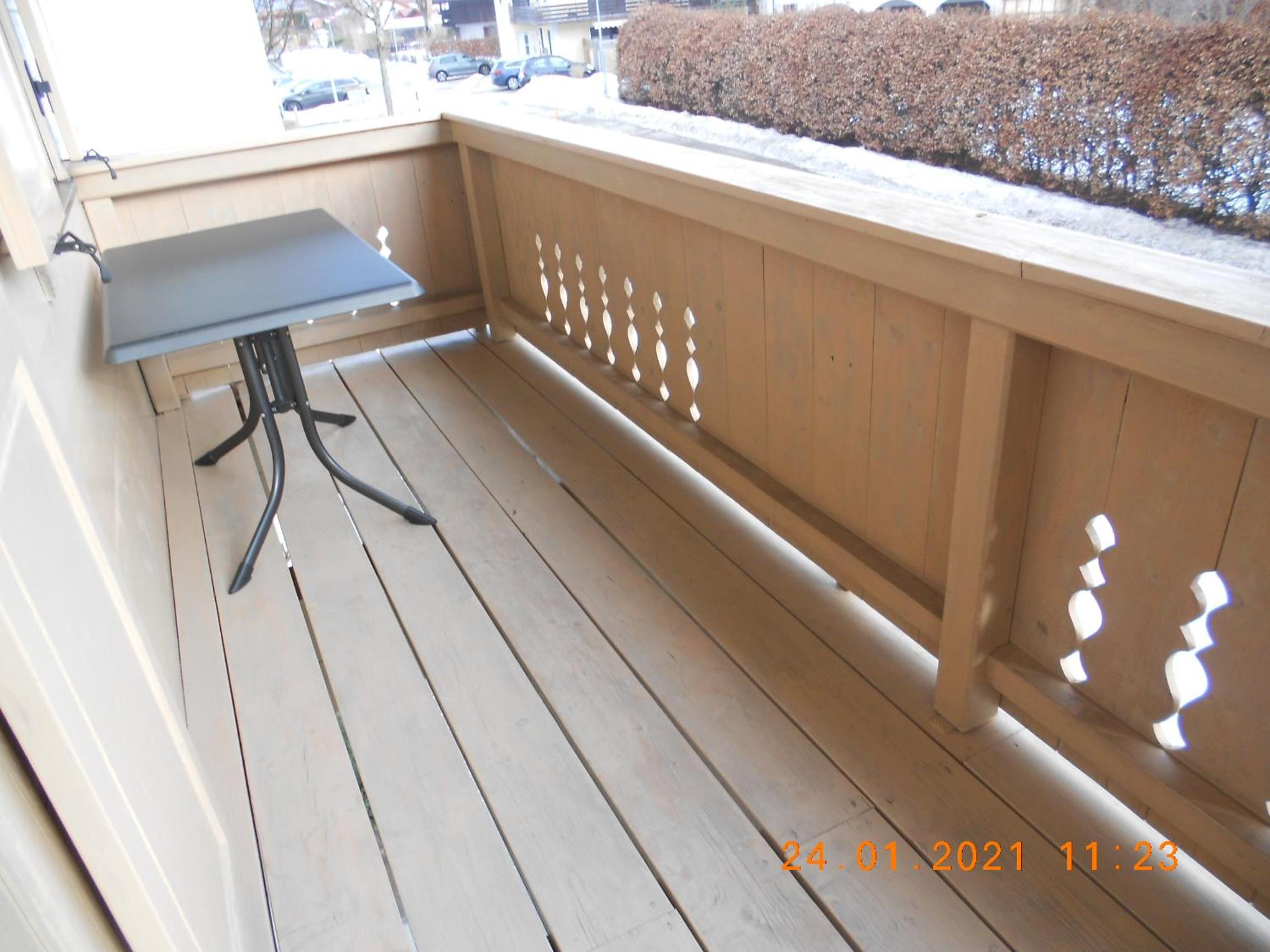 Photo 8