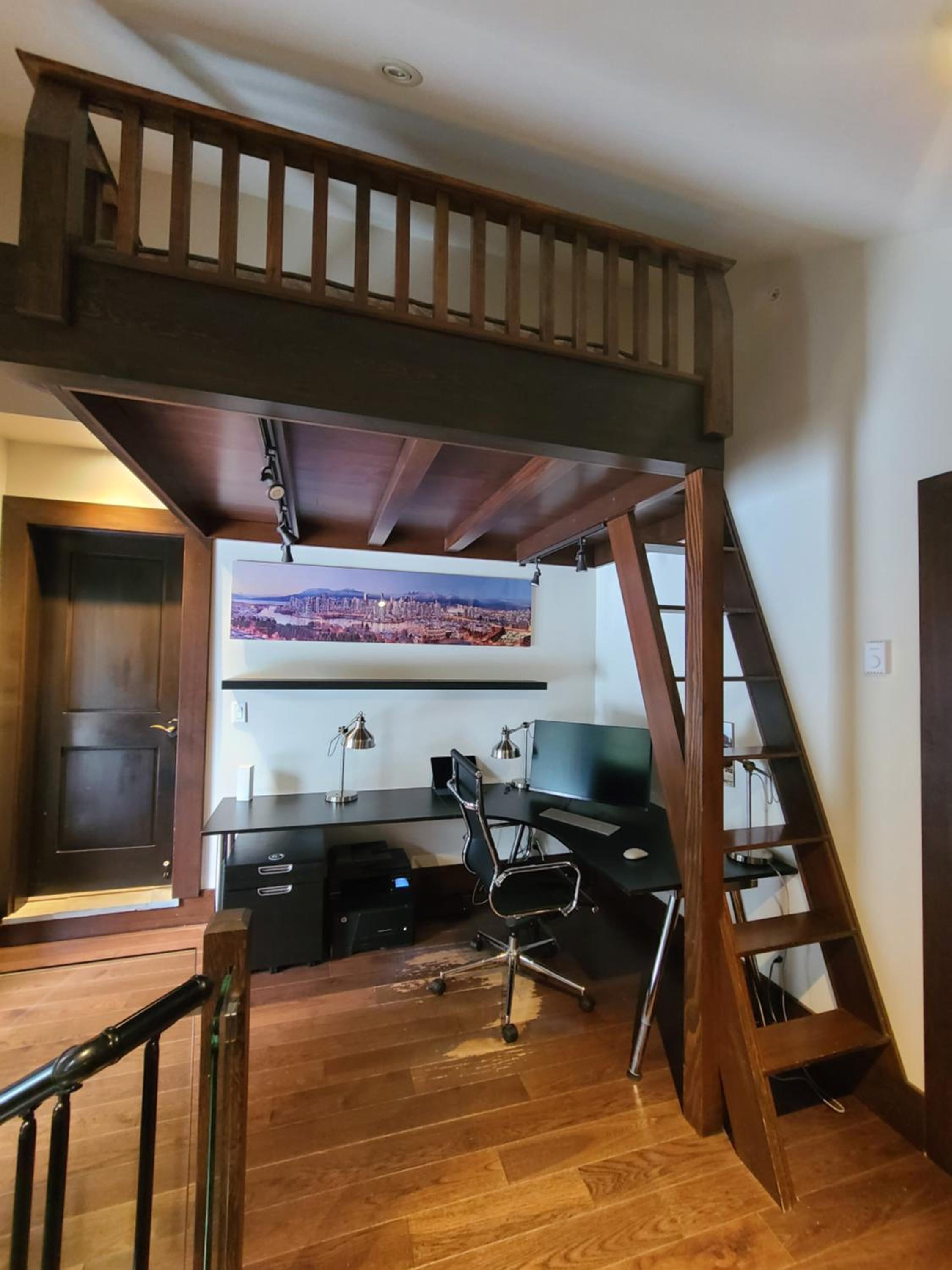 Luxury Ski-in / Ski-out home on Blackcomb