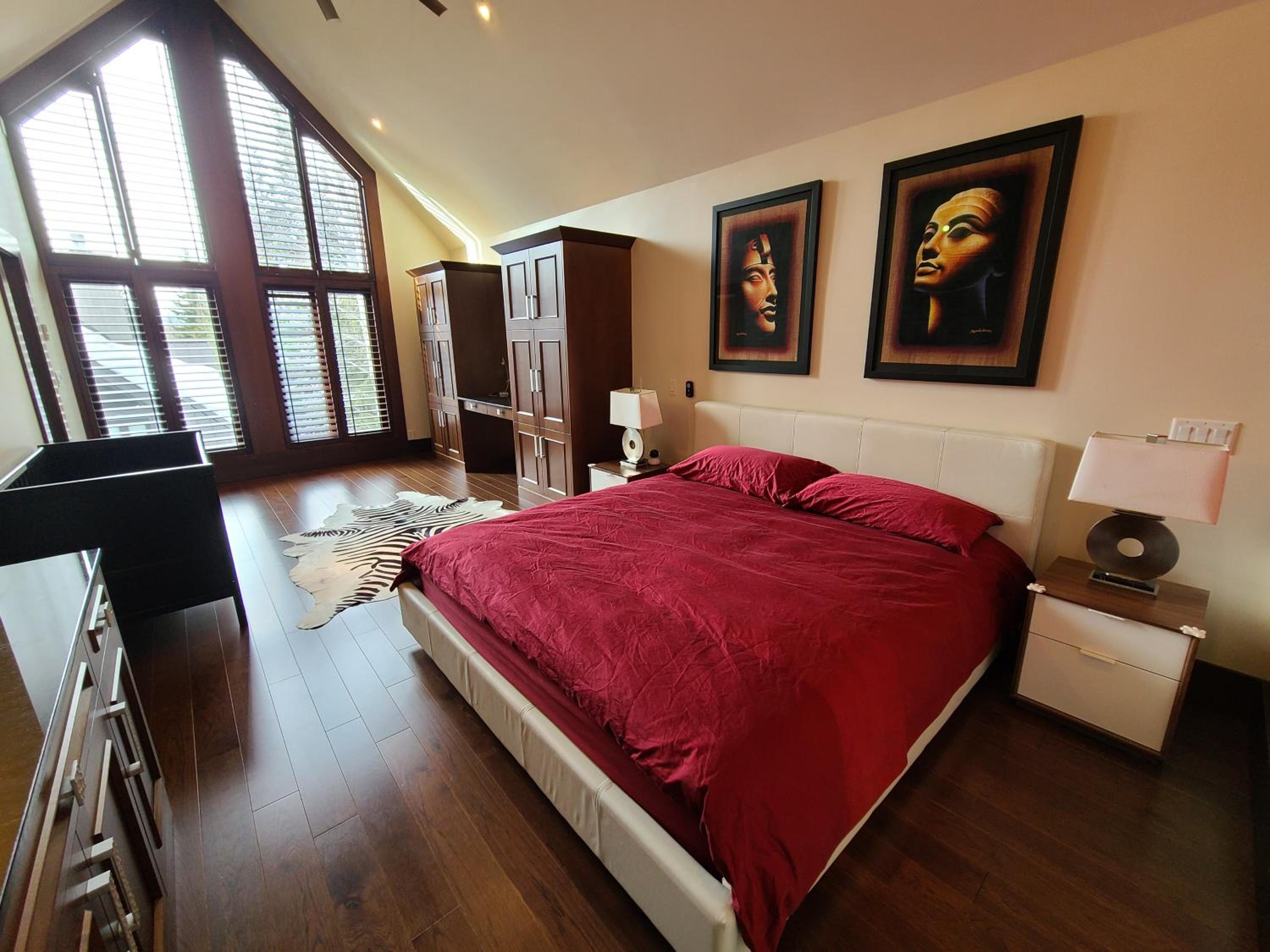 Luxury Ski-in / Ski-out home on Blackcomb