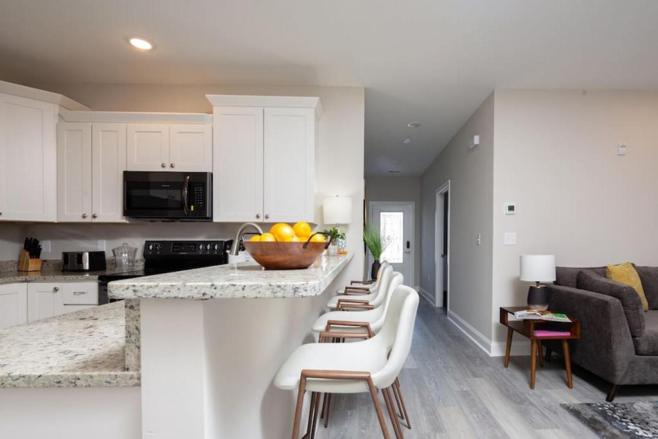 Modern 4BR Ground Level King Beds Steps 2 Beach C view 5