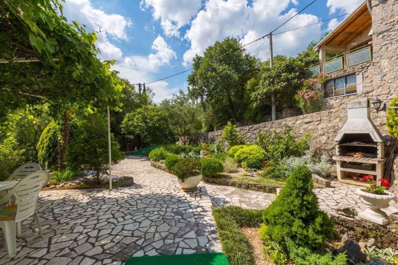 Apartments in Crikvenica 14100