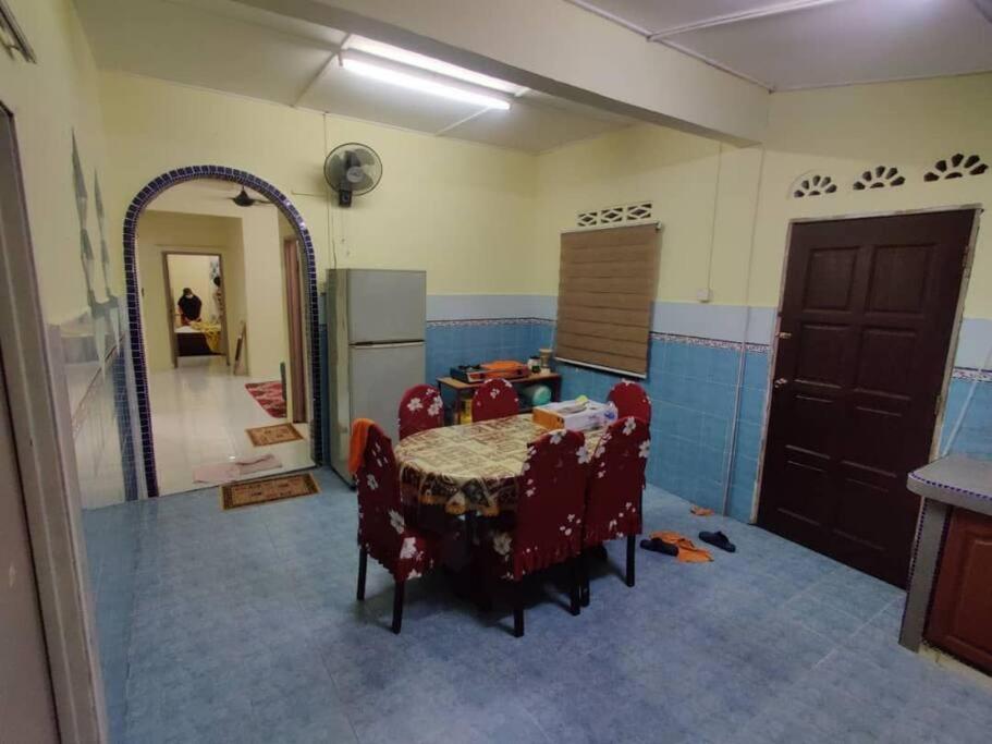 Adeeba Homestay