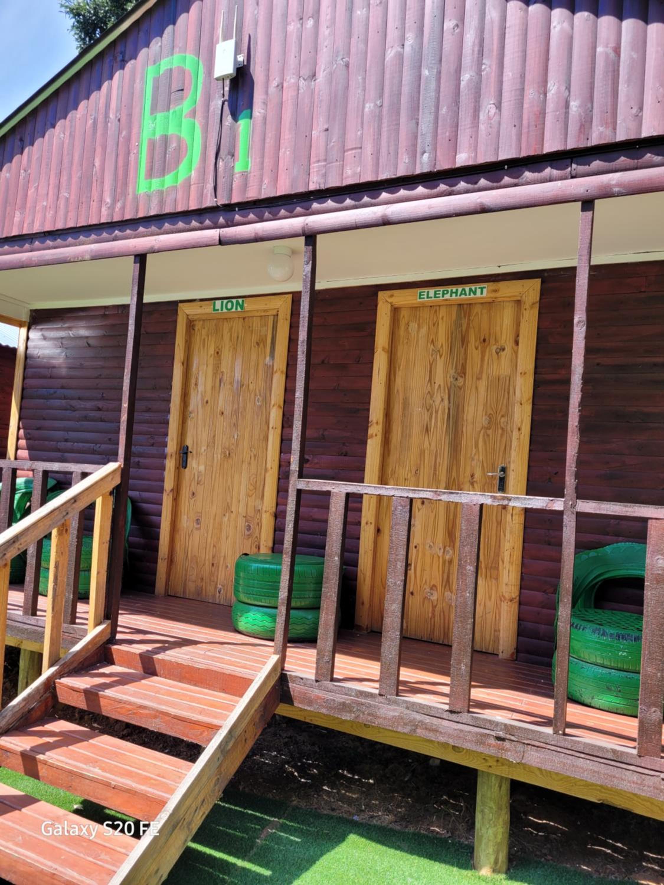 FM GUEST LODGE Comfort, Tranquility & Peace of Mind
