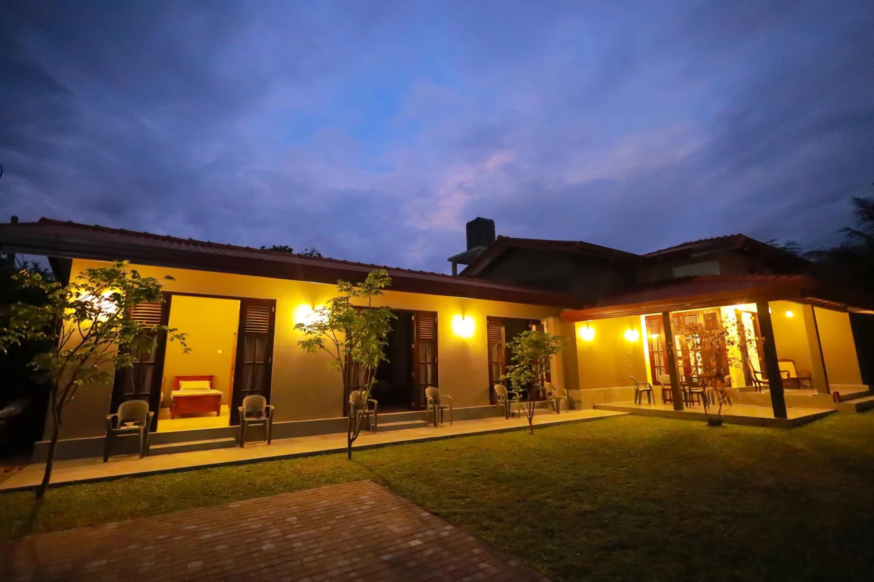 Negombo 146 Homestay view 4