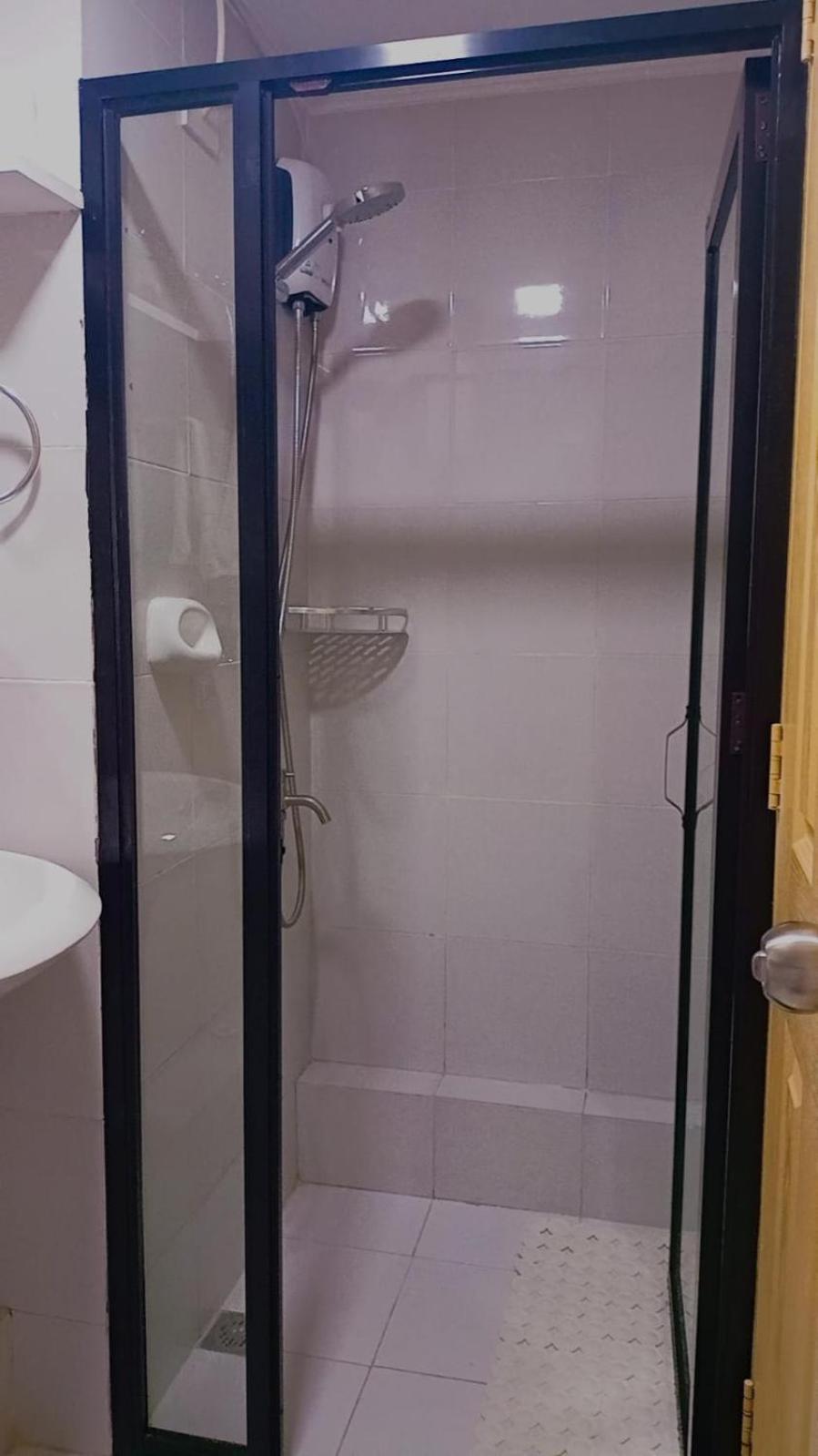 One Spatial Two Bedroom Condominium Unit with Pool and Gym free Netflix and wifi view 4