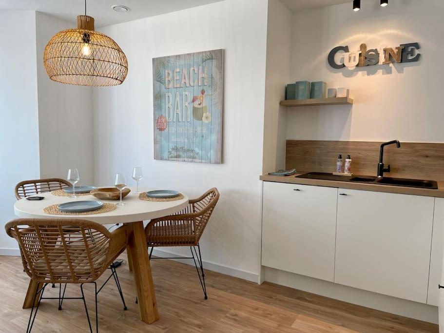 Pierside B, cosy en zeezicht dichtbij Brugge
