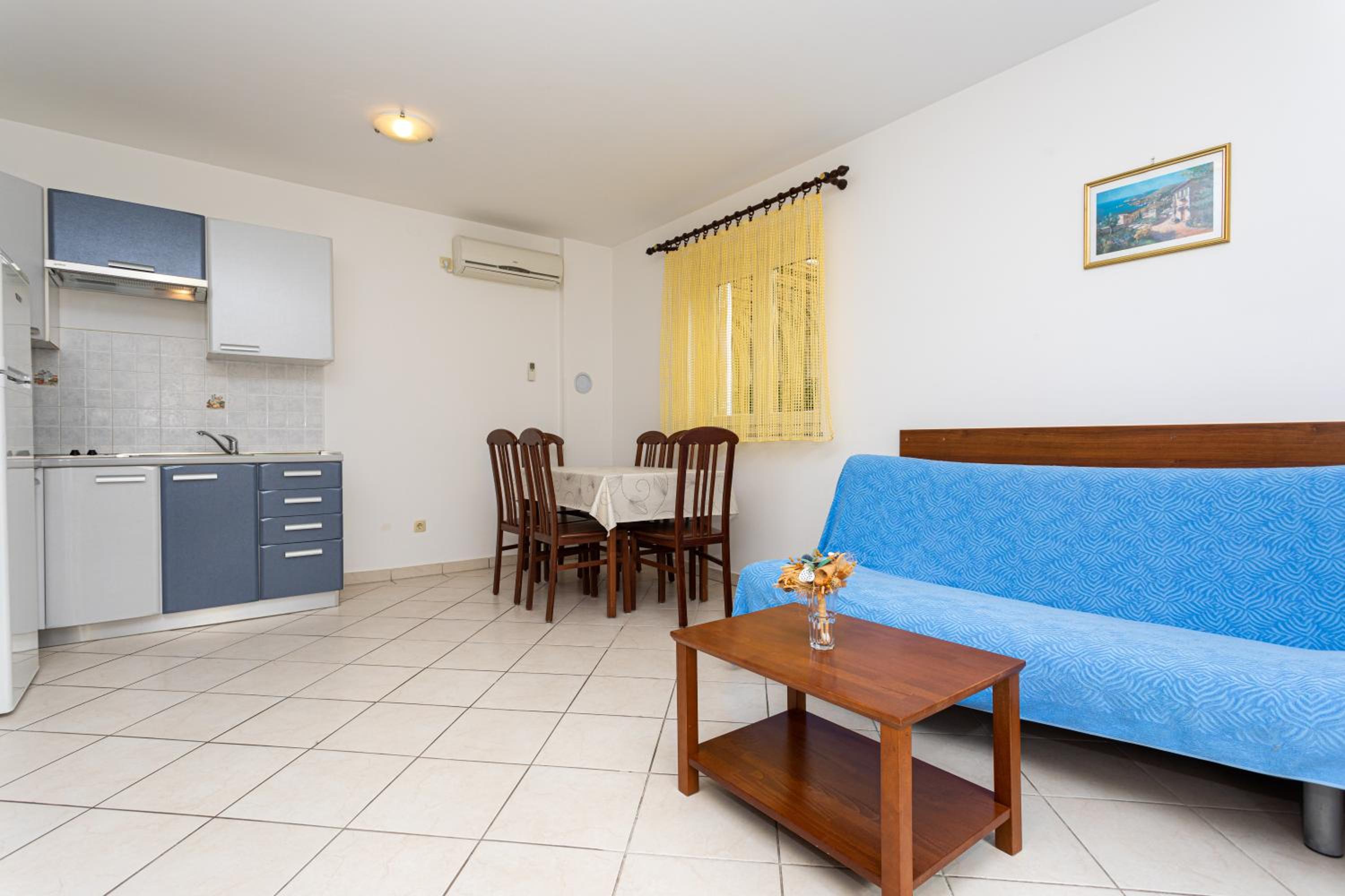 Apartments Crnekovic IV view 4