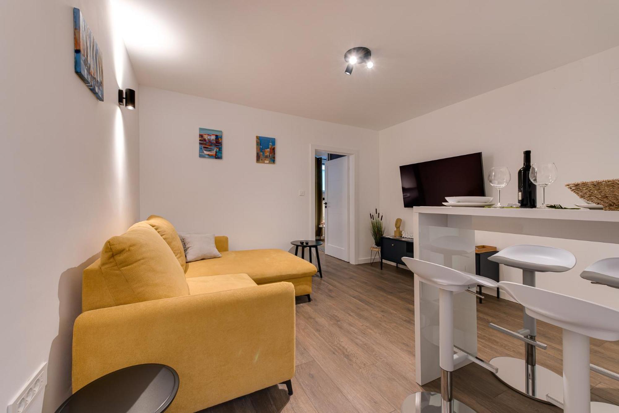 MINMAR Apartments