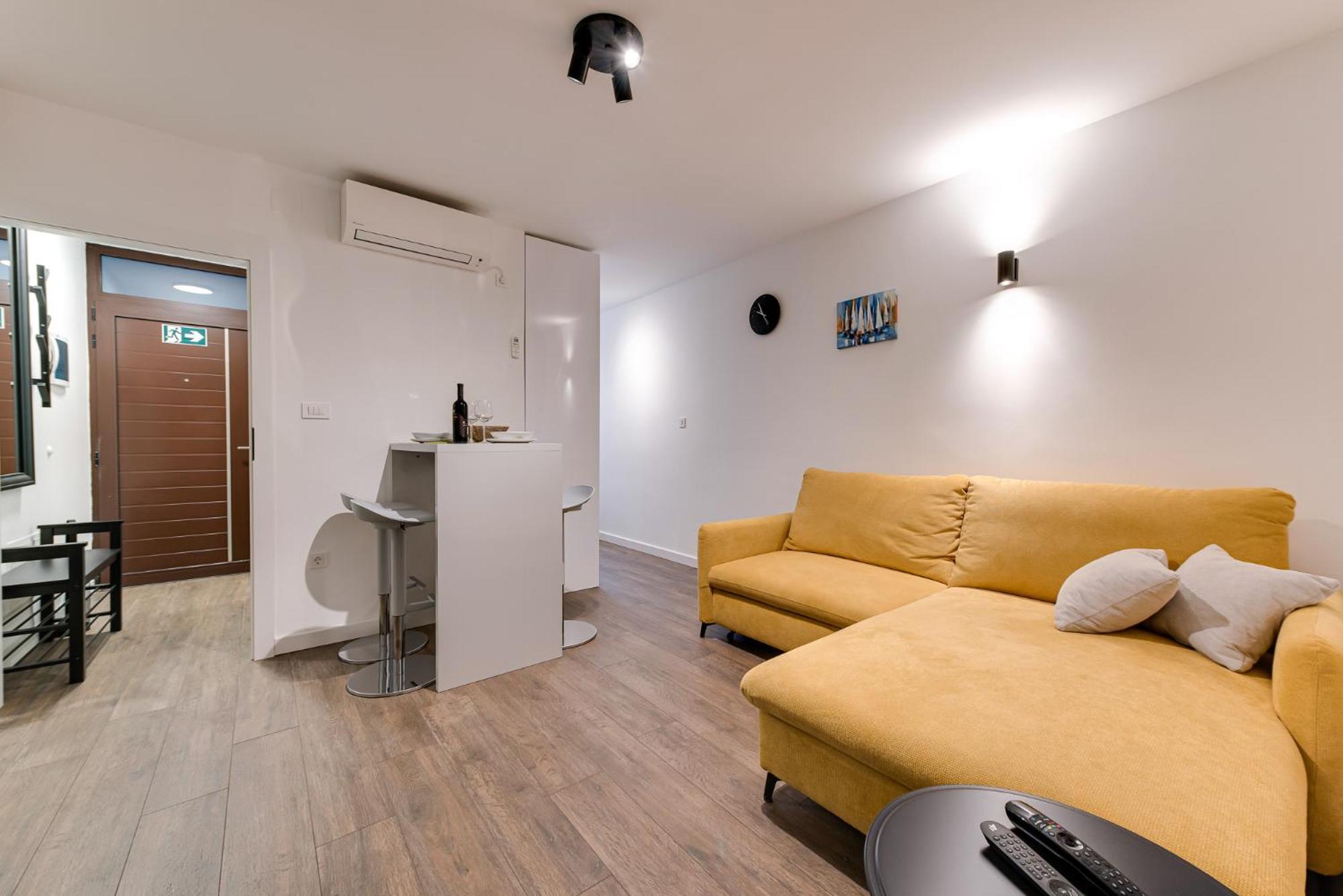 MINMAR Apartments