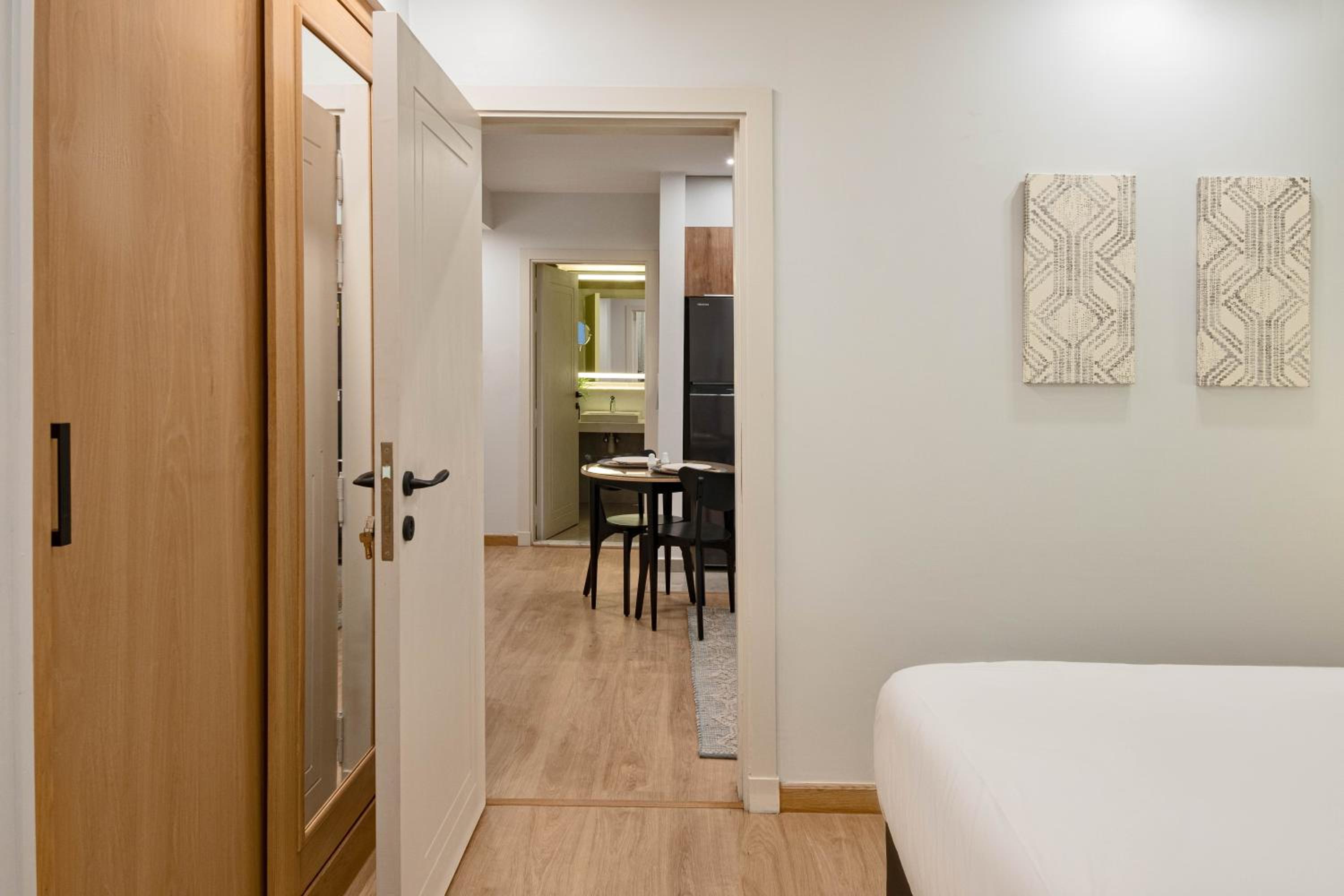 Parkside Boutique Serviced Apartments