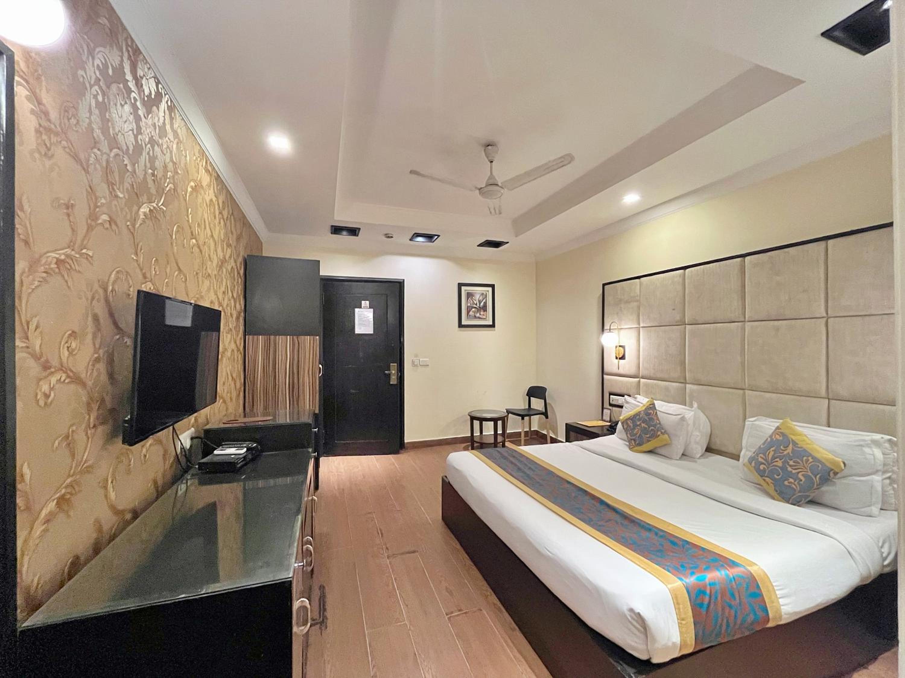 The Oakland plaza - Nehru Place by Orion Hotels view 2