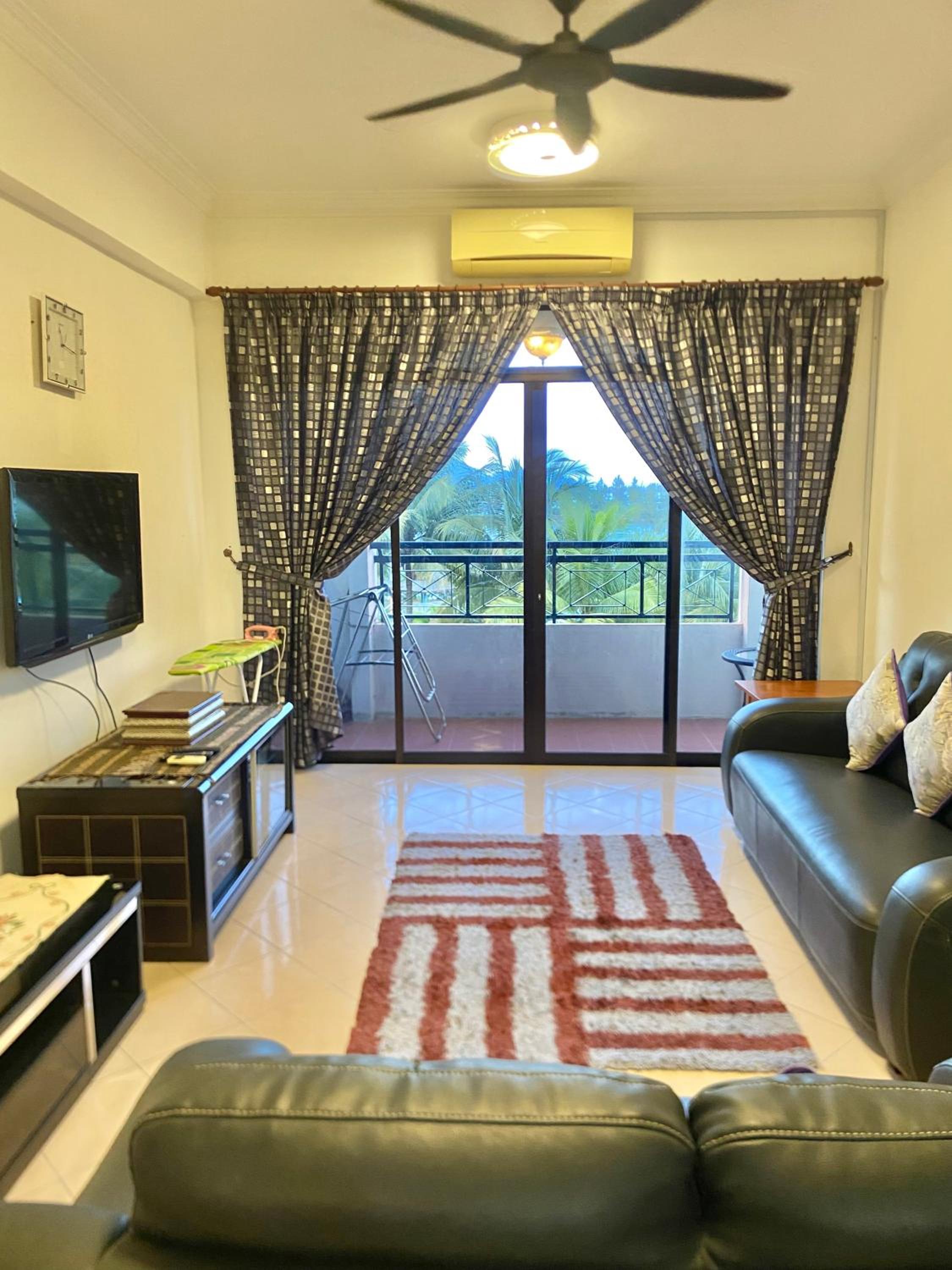 Homestay Legacy Kamariah Ahmad,Lumut view 2