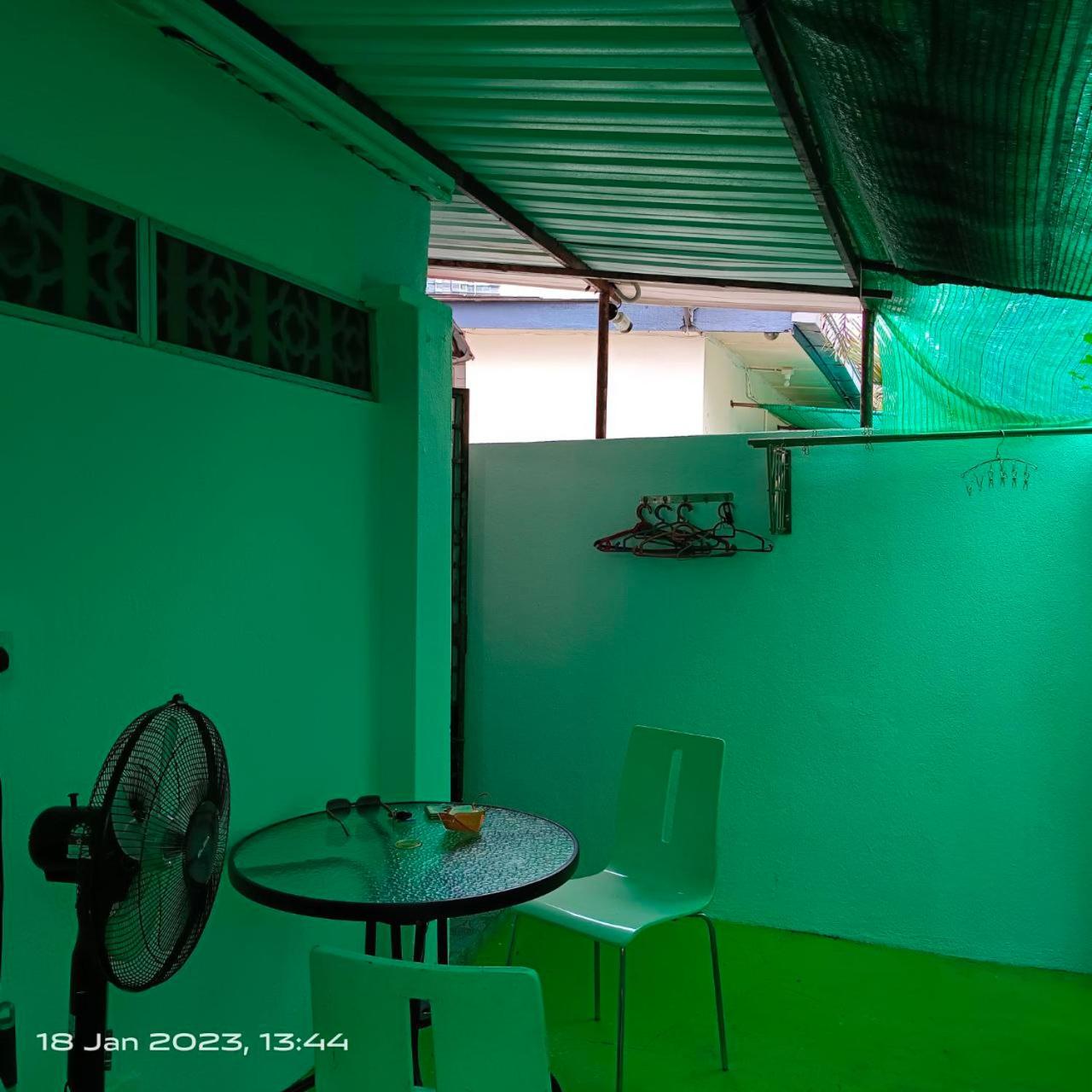 Cheras Homestay Family room with Private Bathroom
