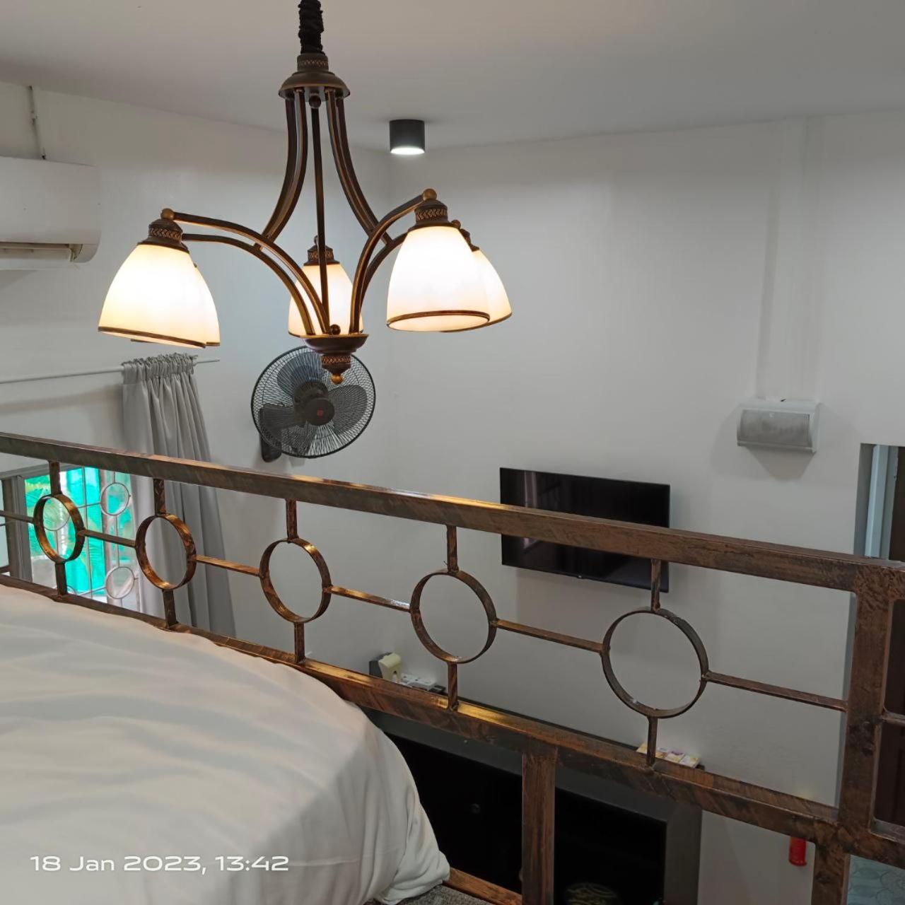 Cheras Homestay Family room with Private Bathroom