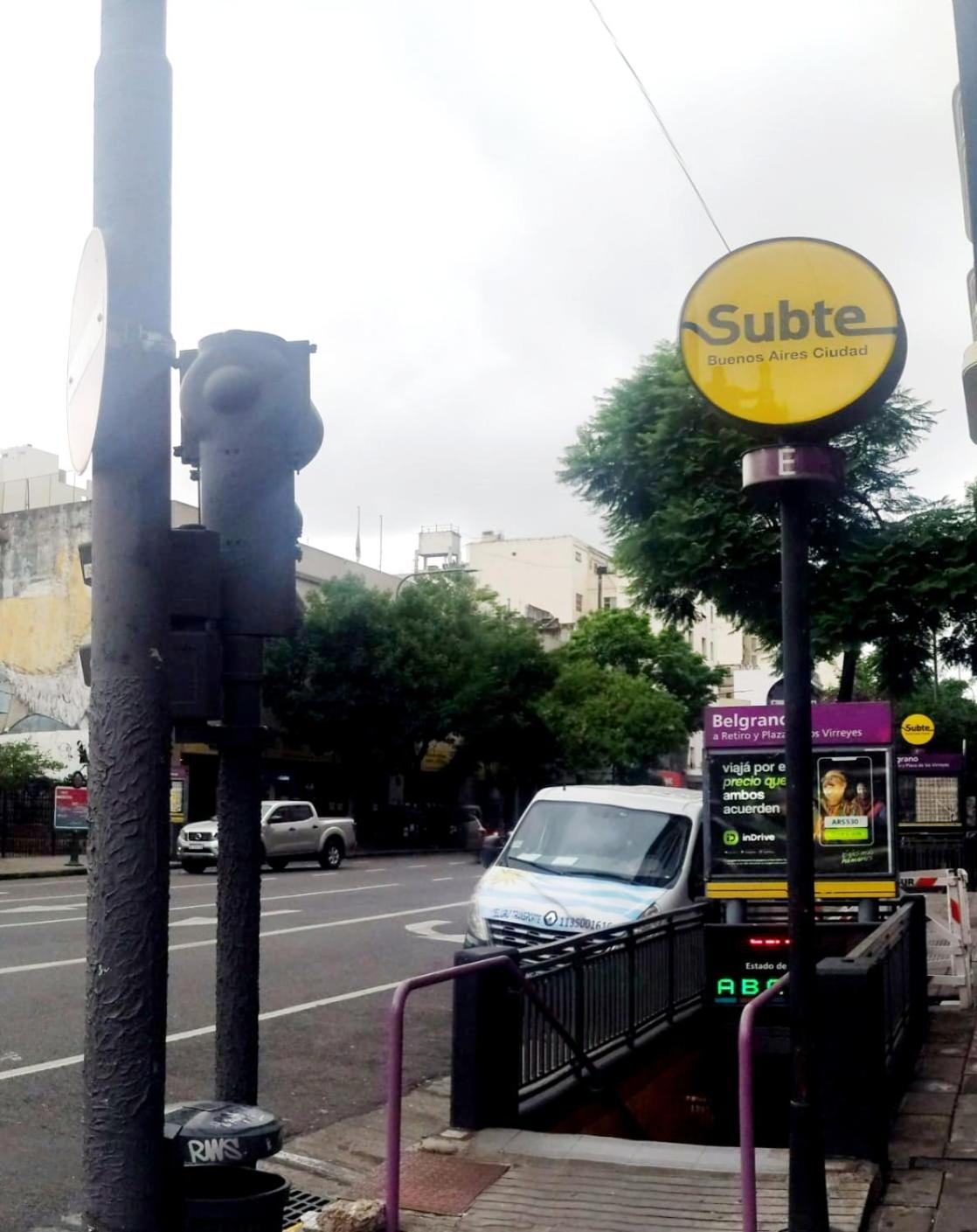 APARTAMENTO OCHAVA Reseva por mas noches y paga menos