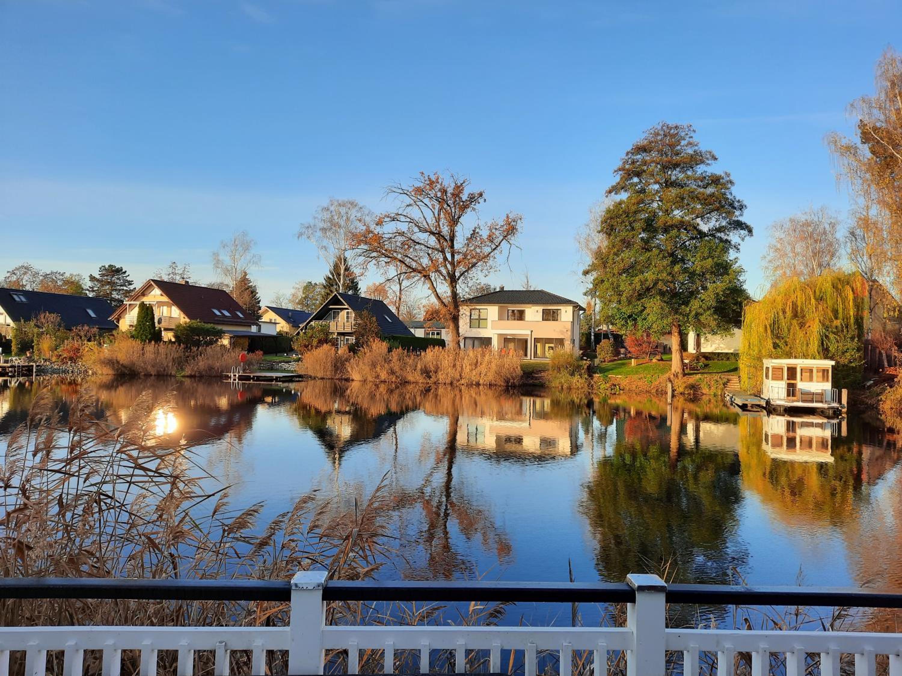 Ferienhaus mit Wasserterrasse - mit Sauna und Kamin - inklusive Nebenkosten view 2
